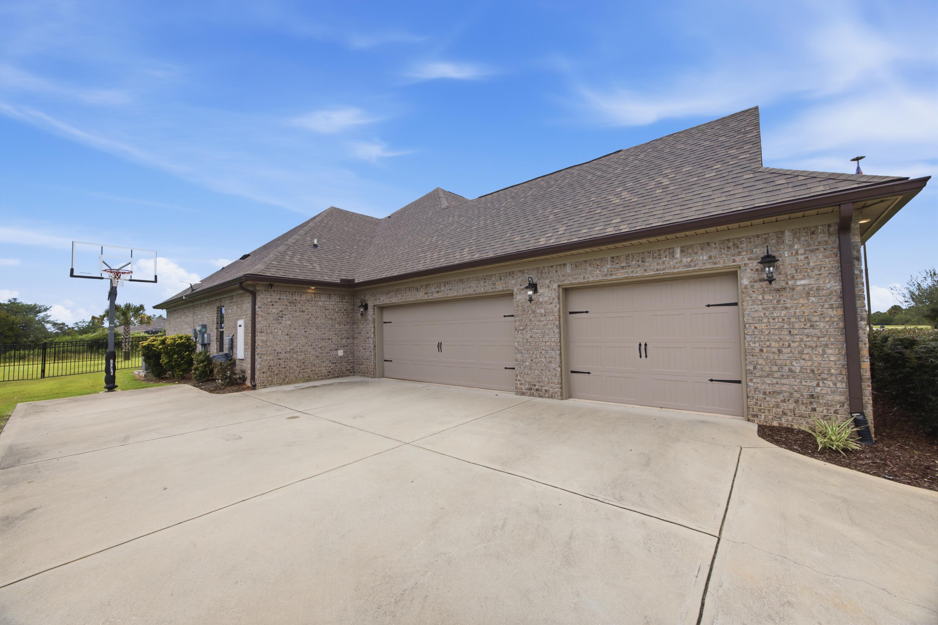 WINDSWEPT ESTATES - Residential