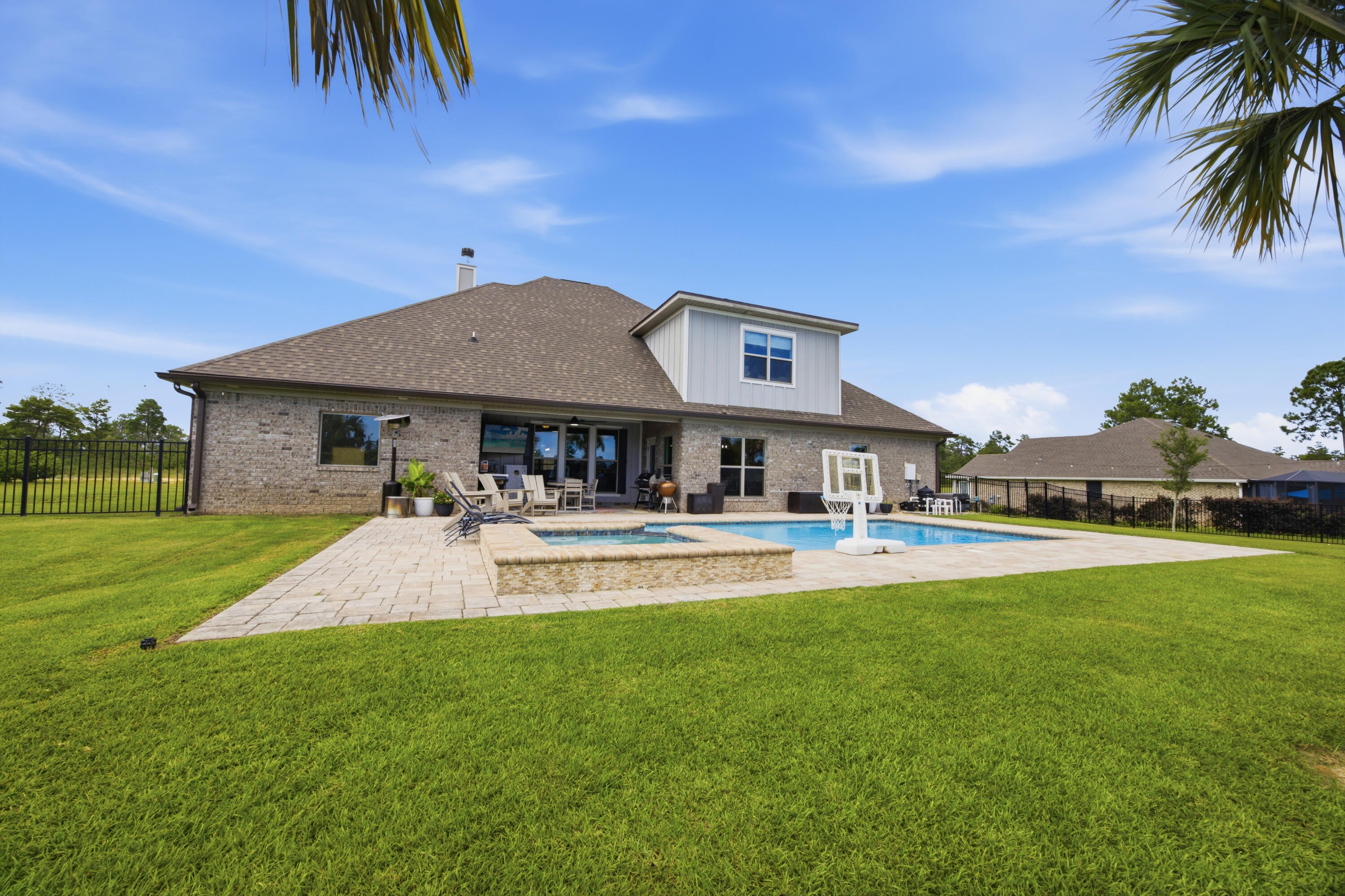 WINDSWEPT ESTATES - Residential