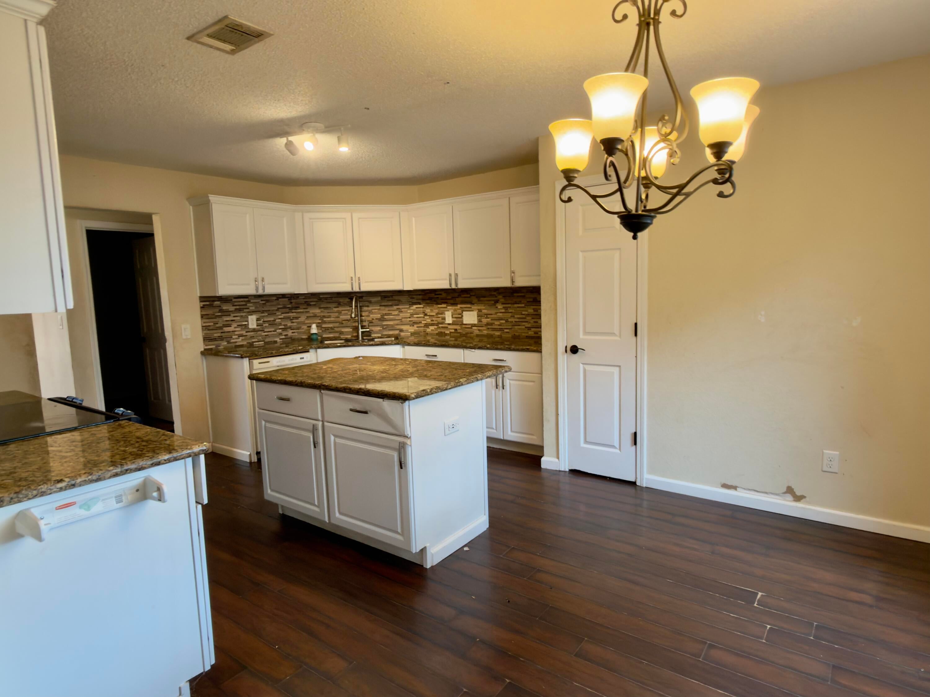 COUNTRYVIEW ESTATES 4TH ADDN PH 4 - Residential