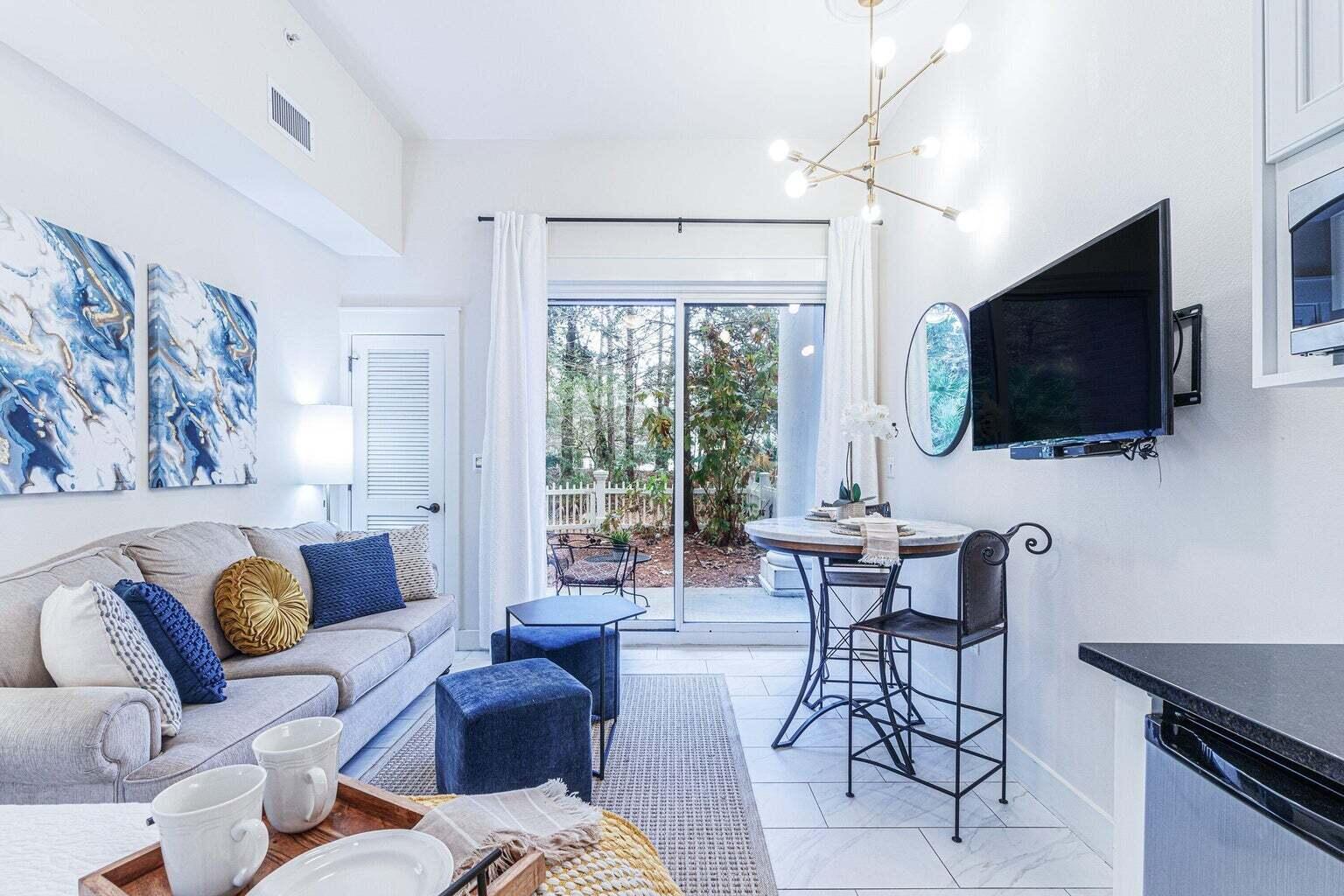 PILOT HOUSE - Residential