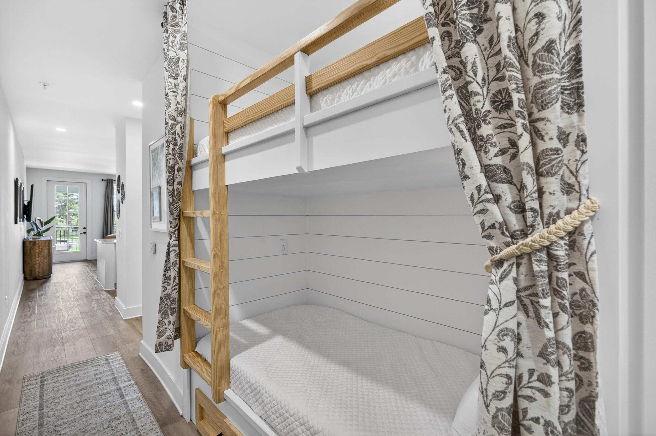 The Grove at Seascape - Residential