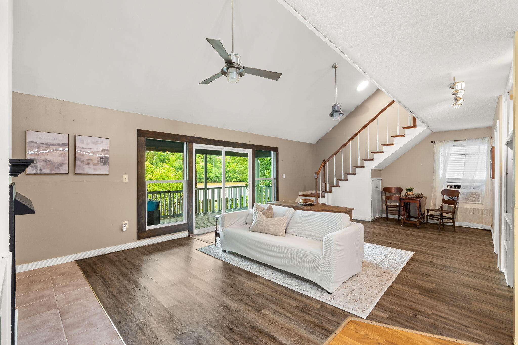 NO RECORDED SUBDIVISION - Residential