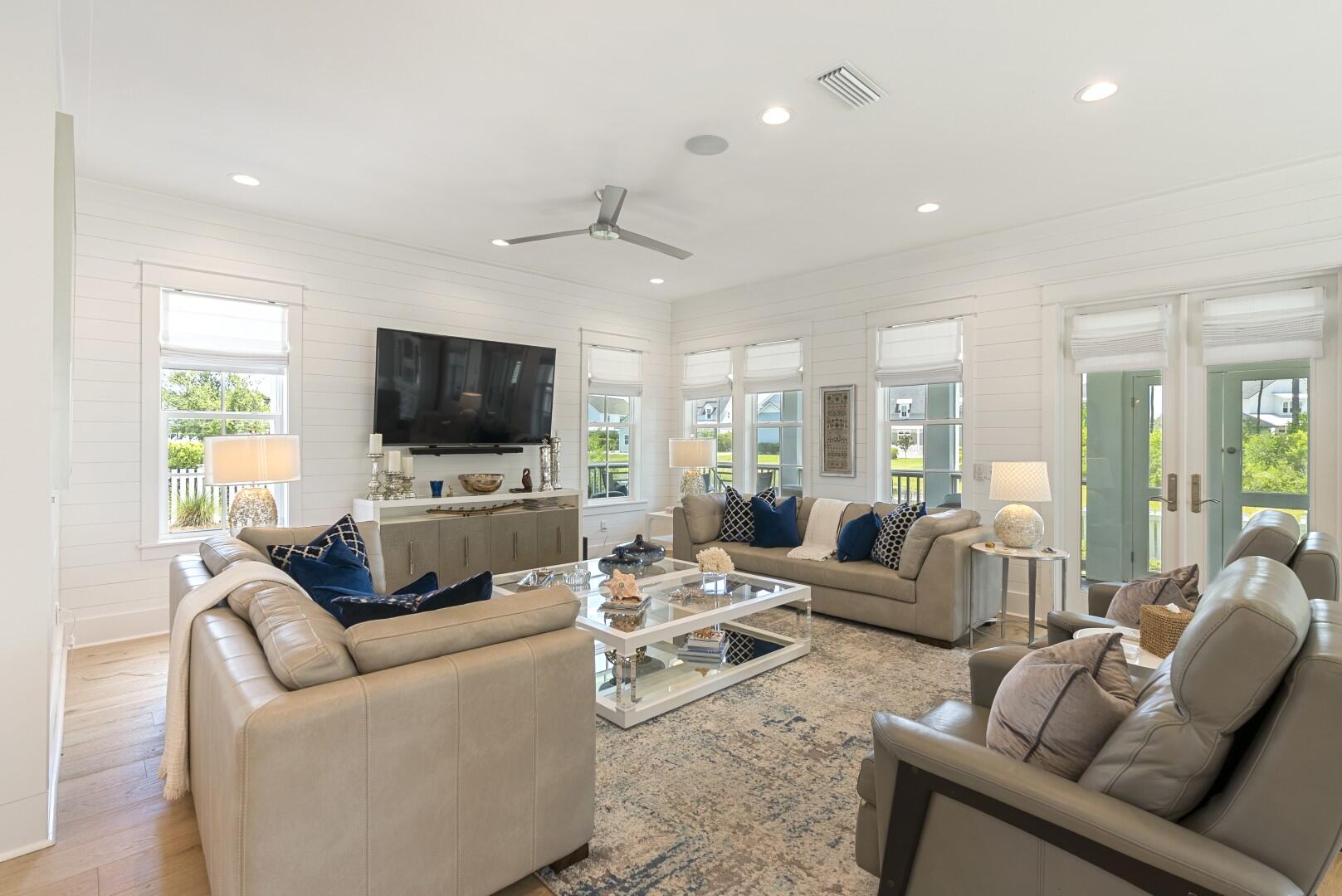 WATERSOUND ORIGINS - Residential
