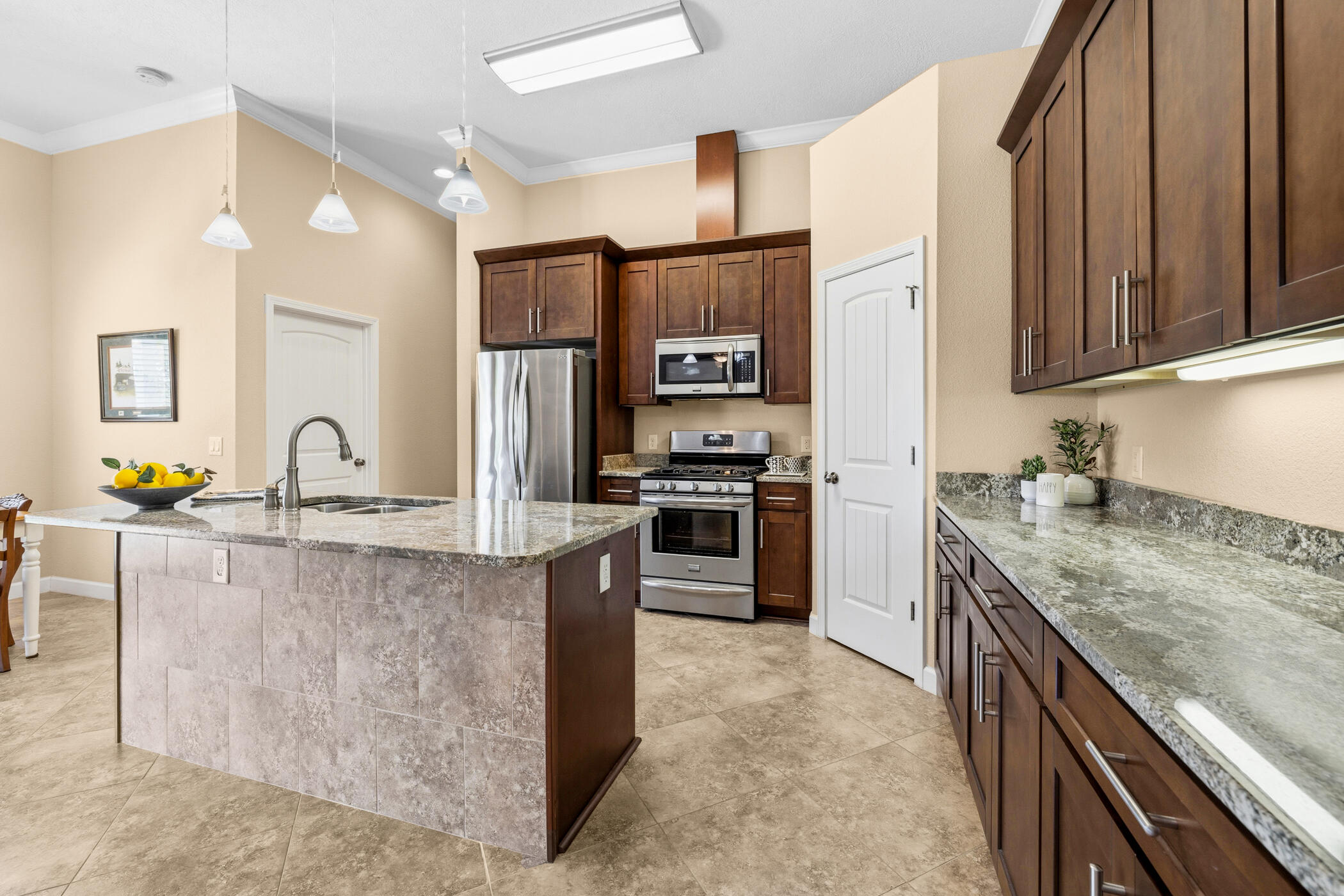 LYNDELL PLANTATION S/D - Residential