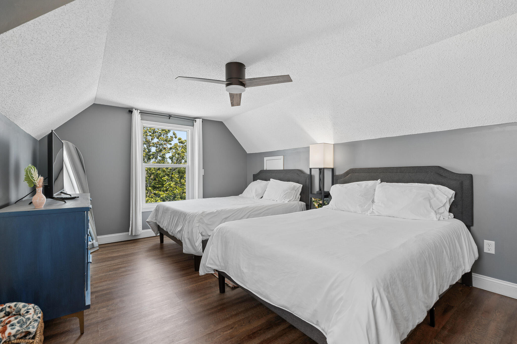 BILTMORE BEACH 1ST ADD - Residential