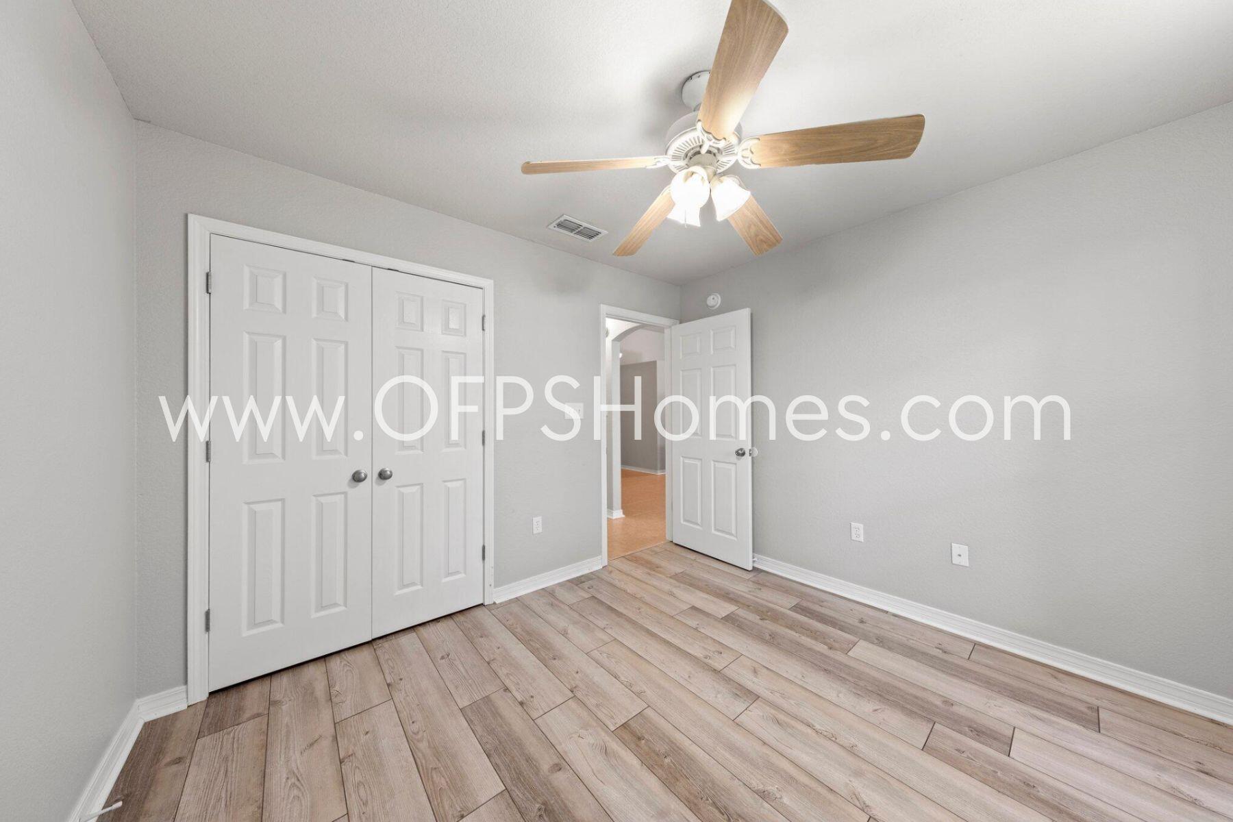RIDGE CREST I & II - Residential Lease