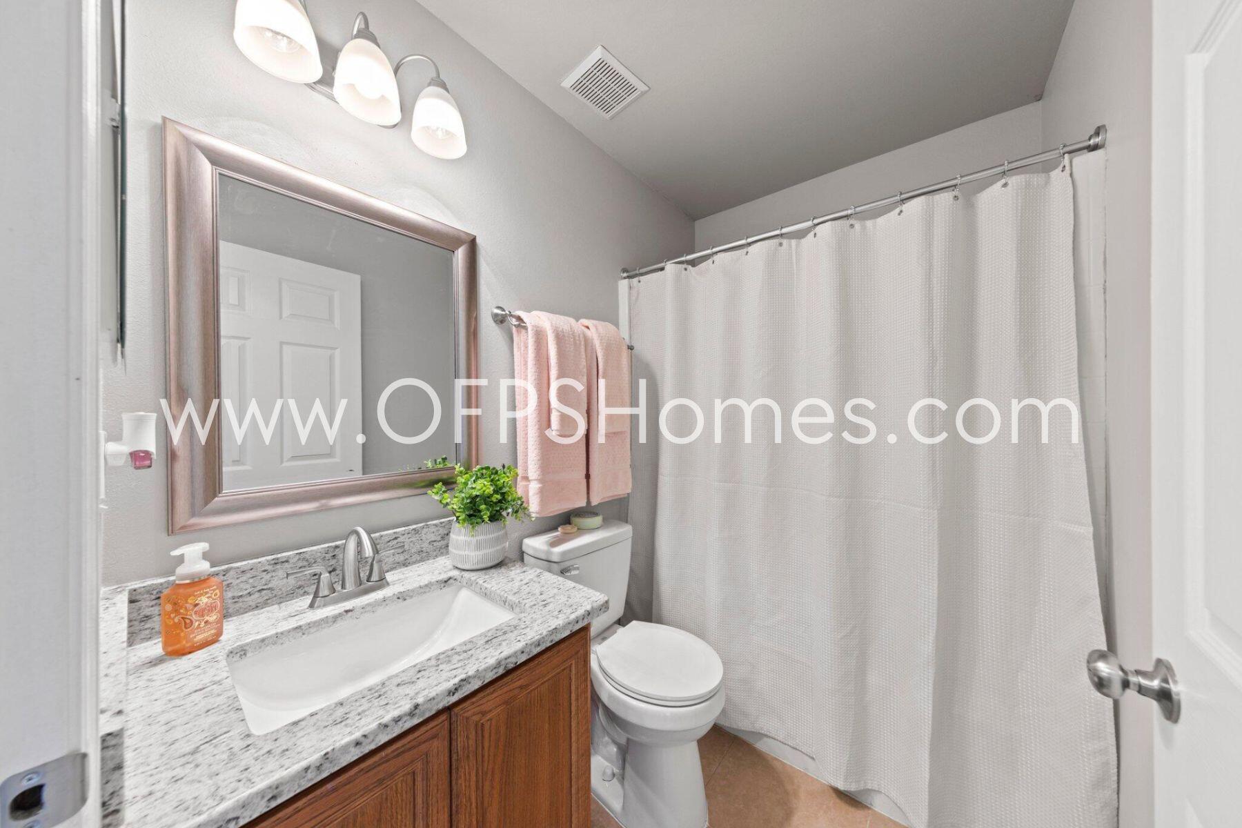 RIDGE CREST I & II - Residential Lease