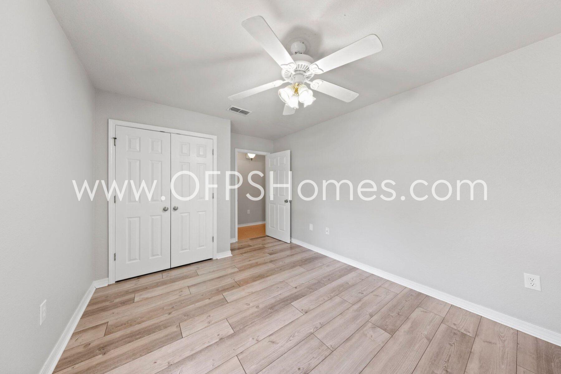 RIDGE CREST I & II - Residential Lease