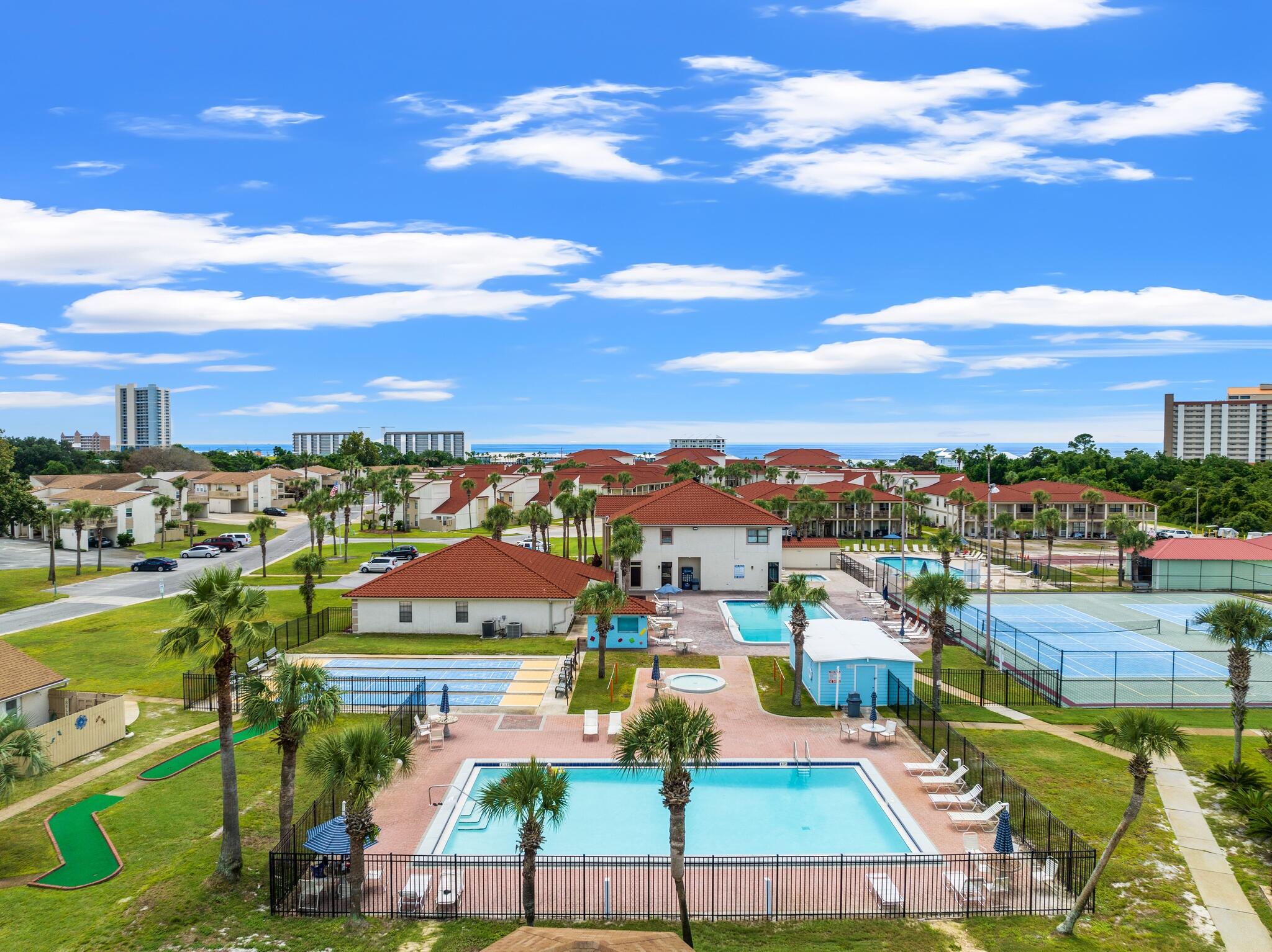 HORIZON SOUTH X - Residential