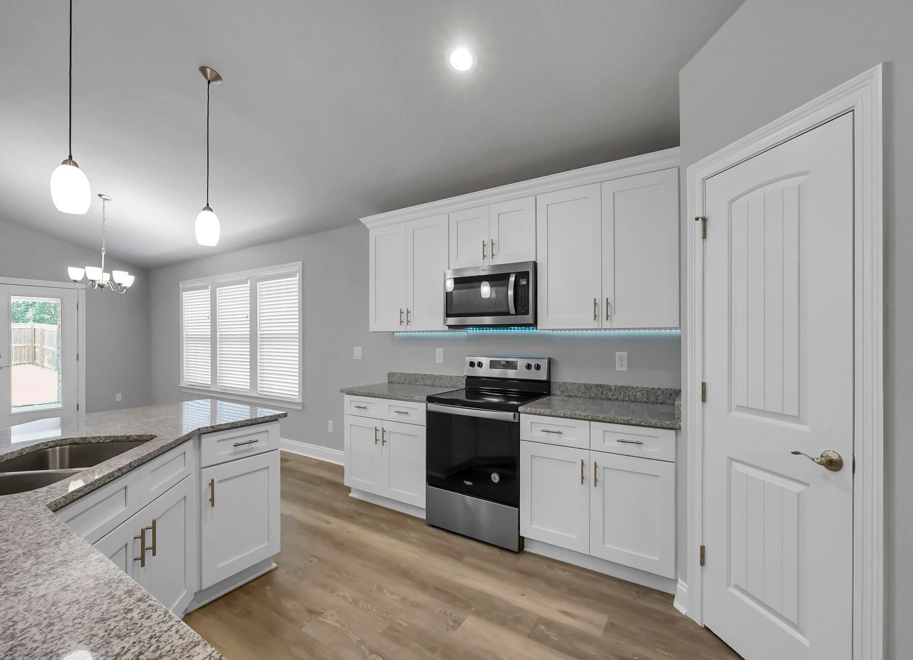 METES & BOUNDS - Residential Lease
