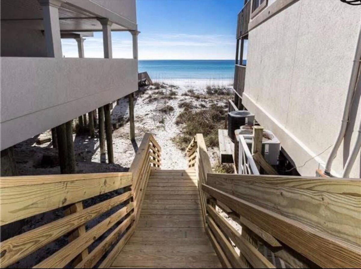 LAKEVIEW CONDO - Residential