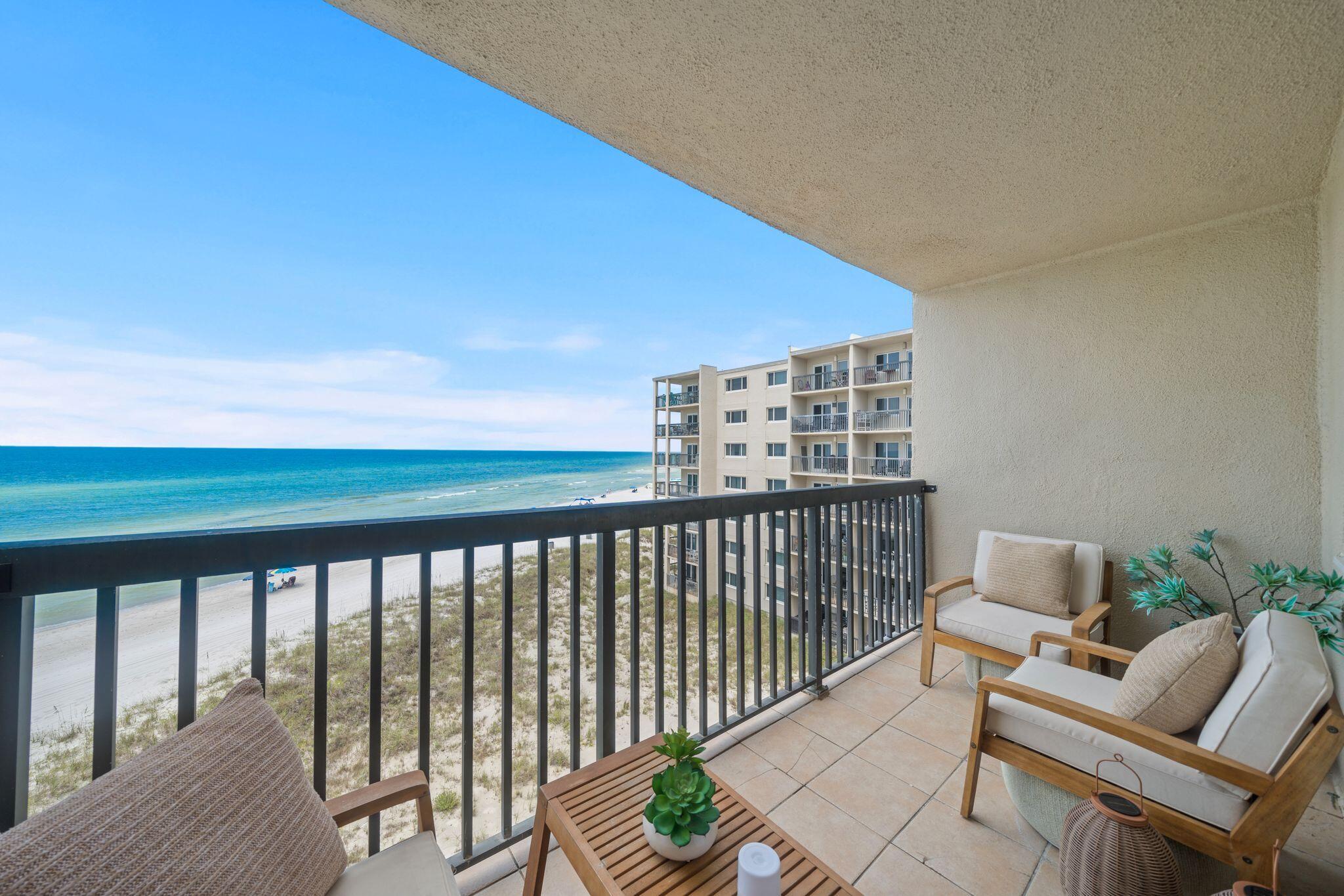 PINNACLE PORT - Residential