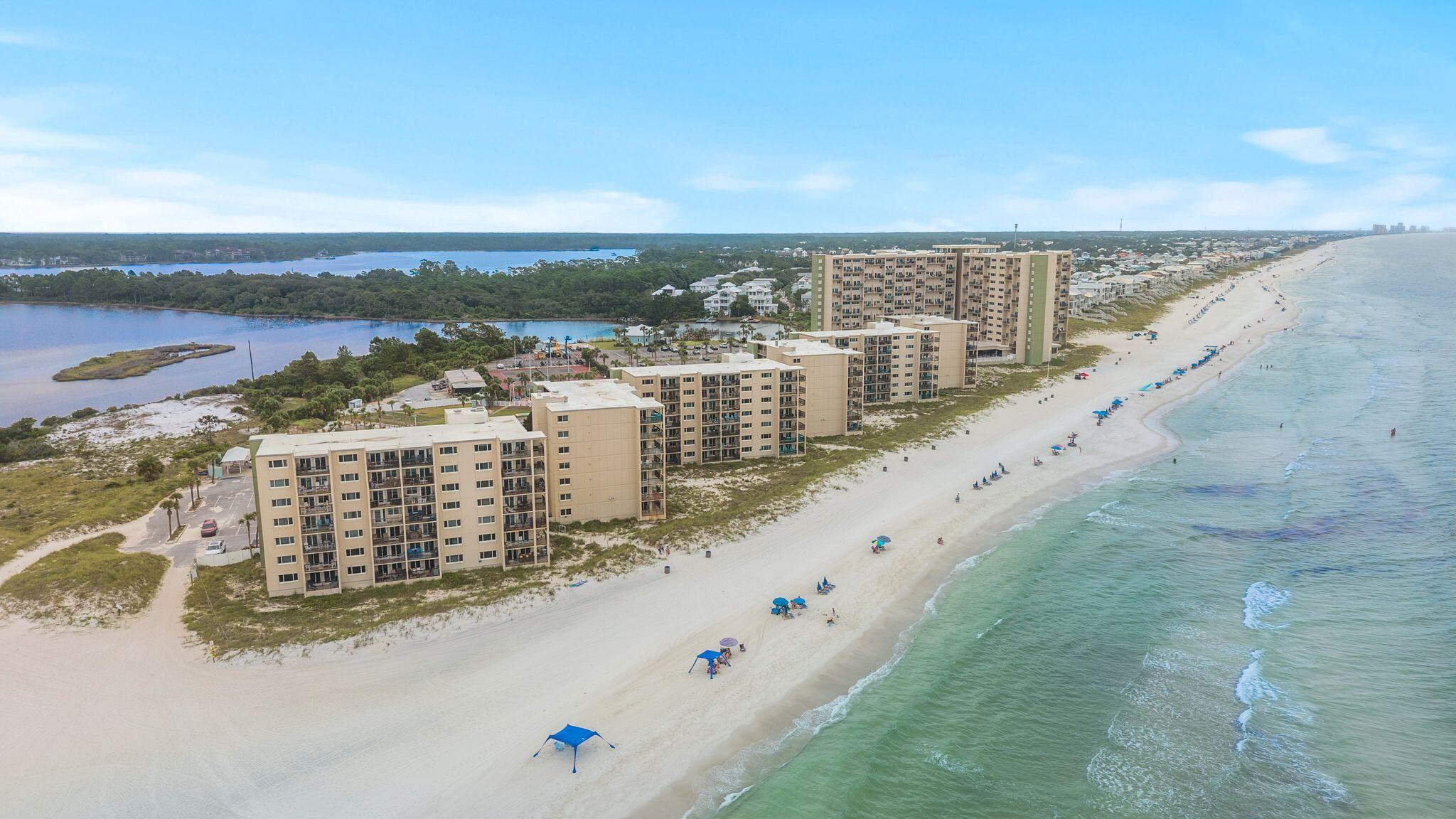 PINNACLE PORT - Residential
