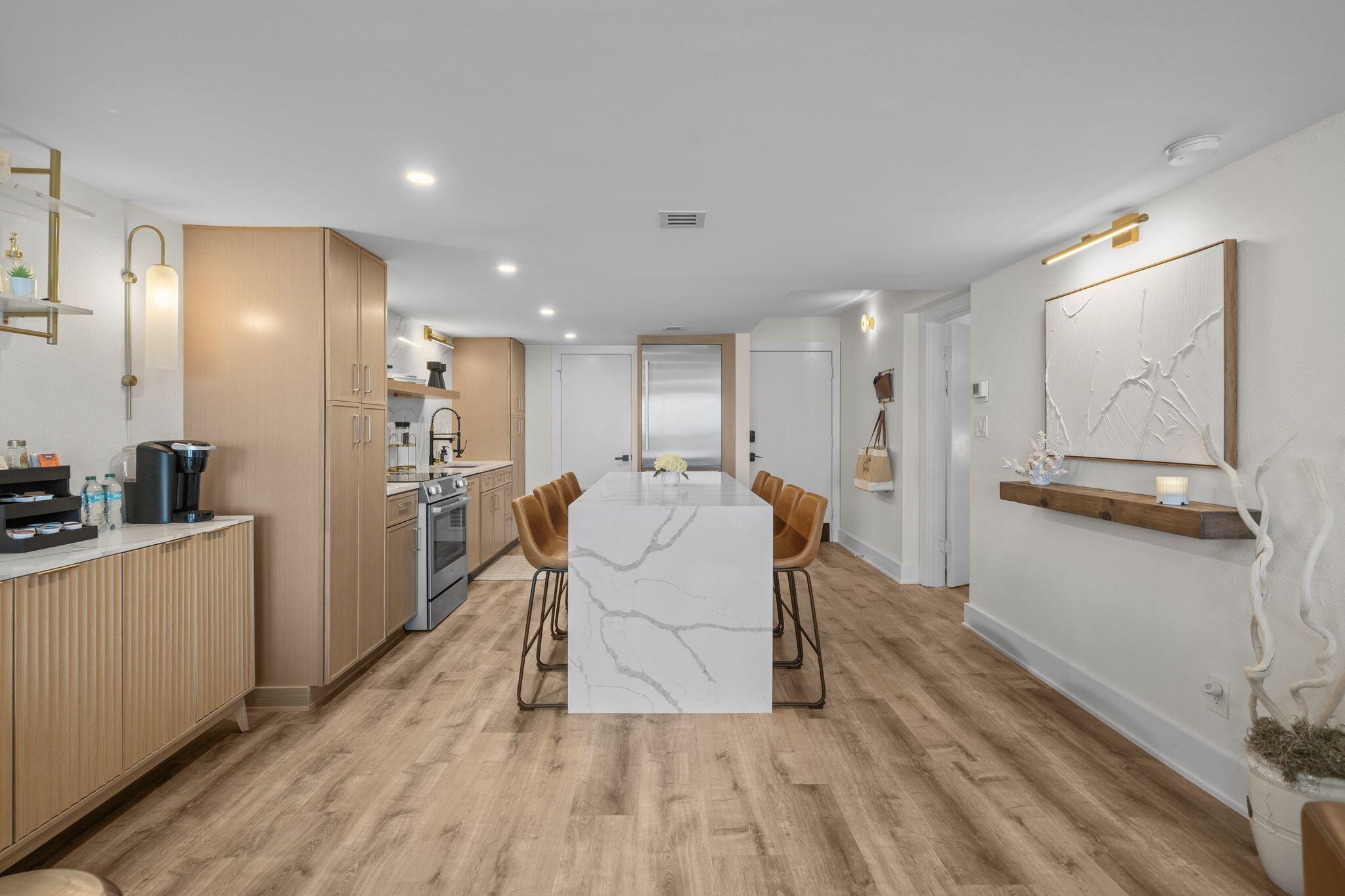 PINNACLE PORT - Residential