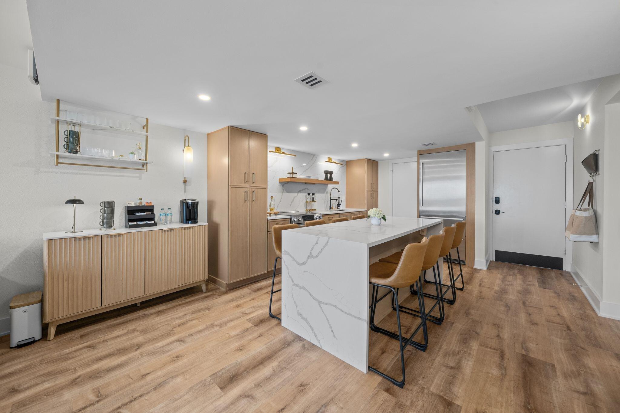 PINNACLE PORT - Residential