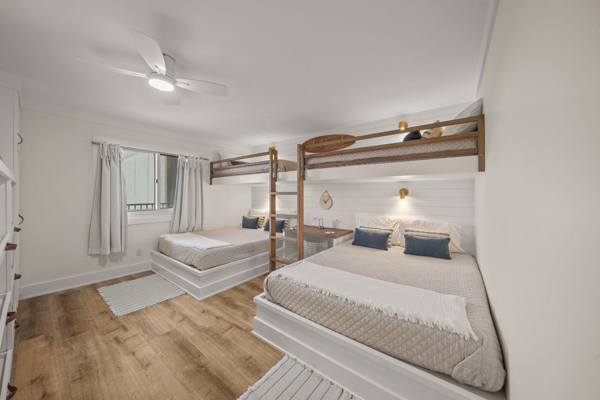 PINNACLE PORT - Residential