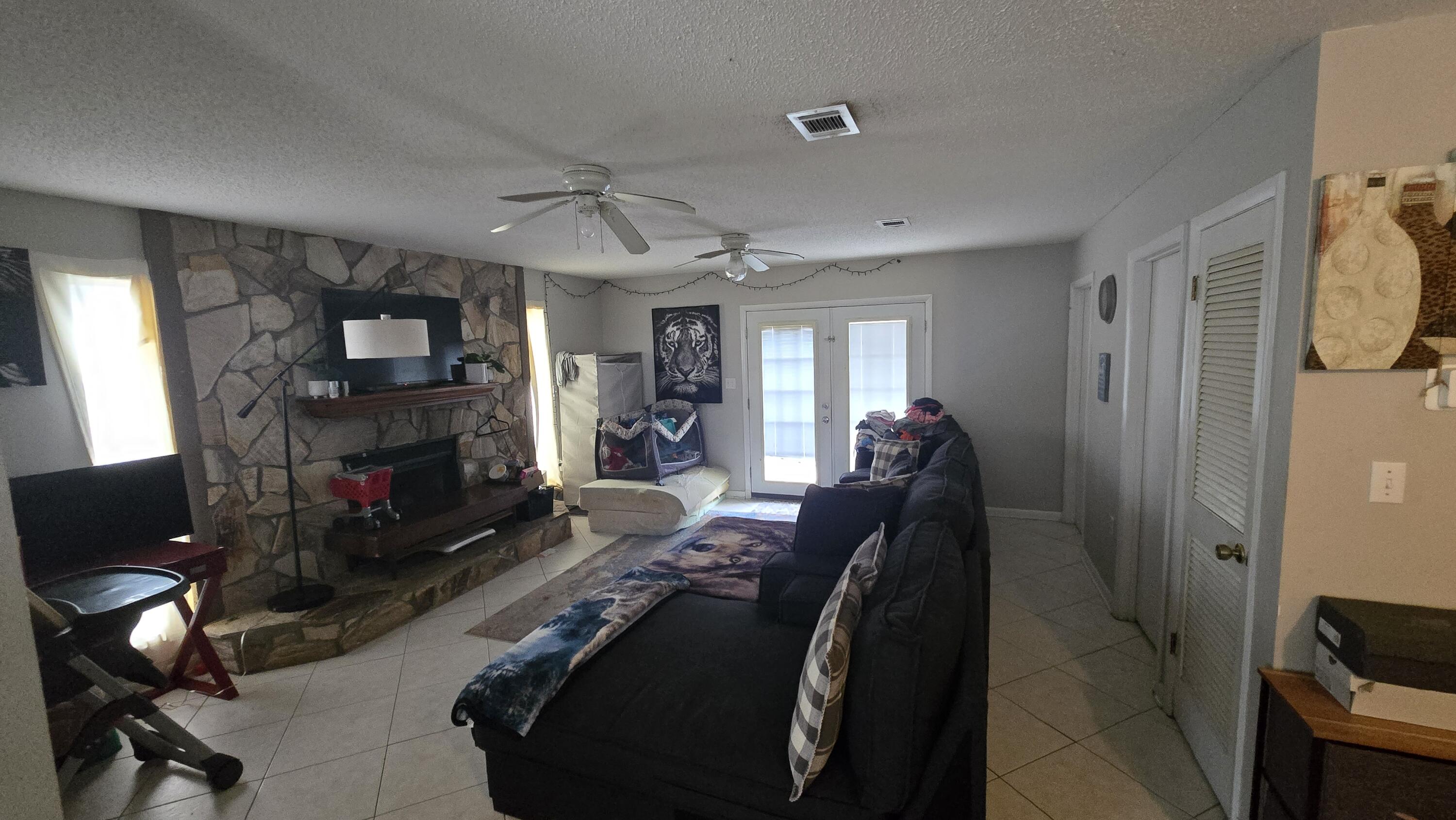 SEASHORE VILLAGE T/H - Residential