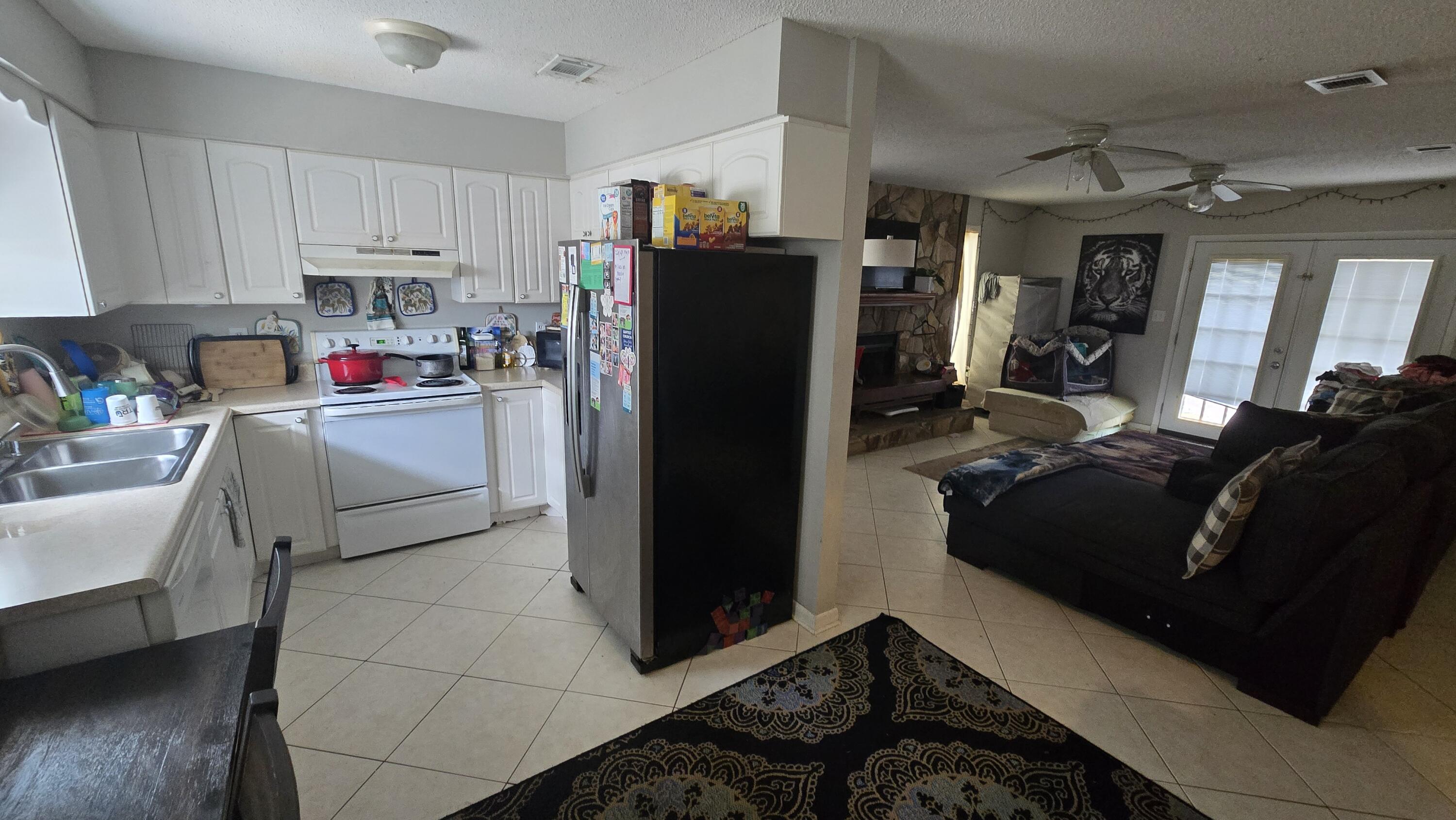 SEASHORE VILLAGE T/H - Residential