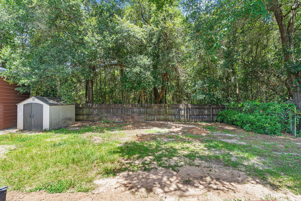 HAWK'S NEST - Residential