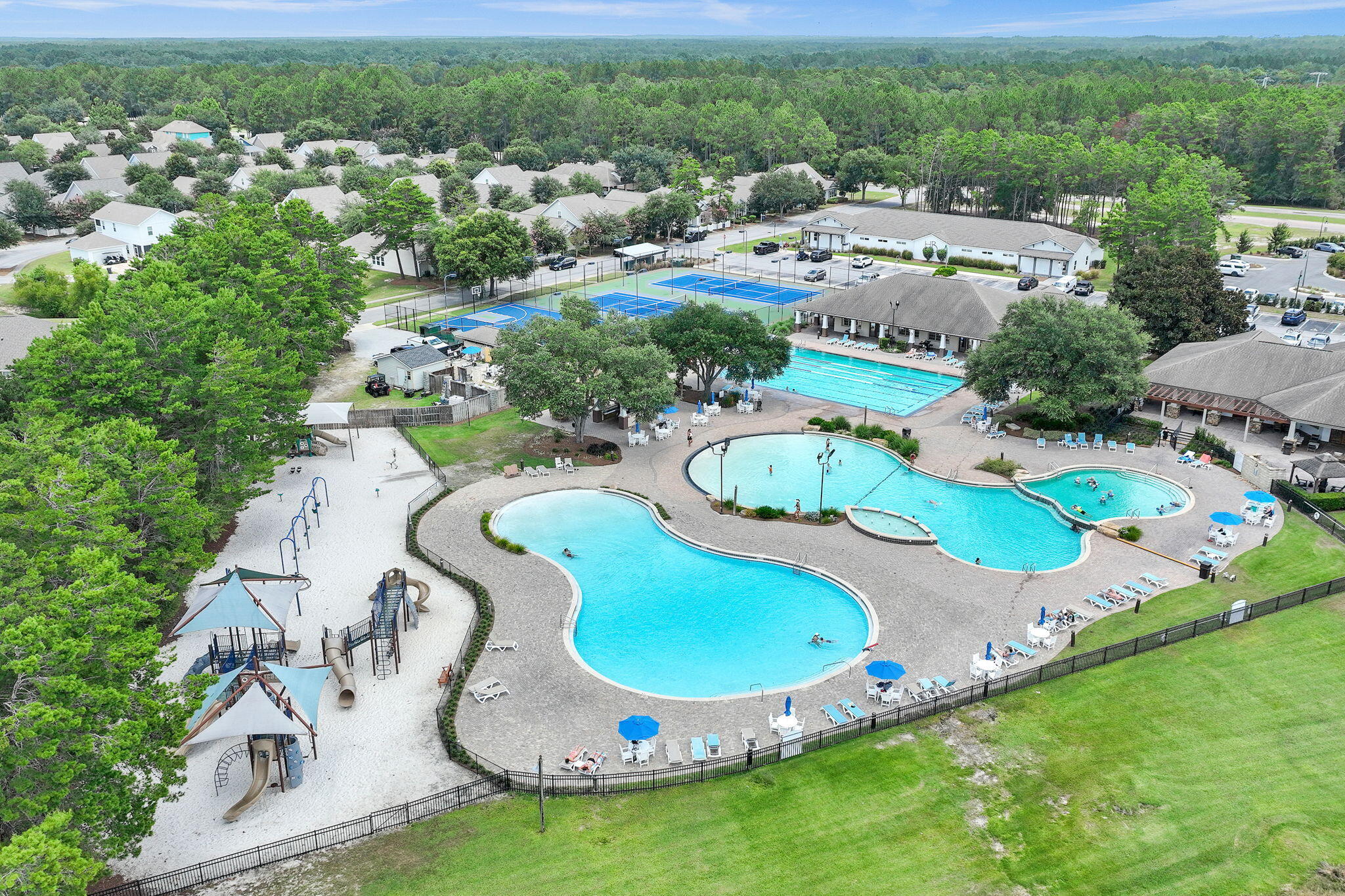 HAMMOCK BAY - Residential
