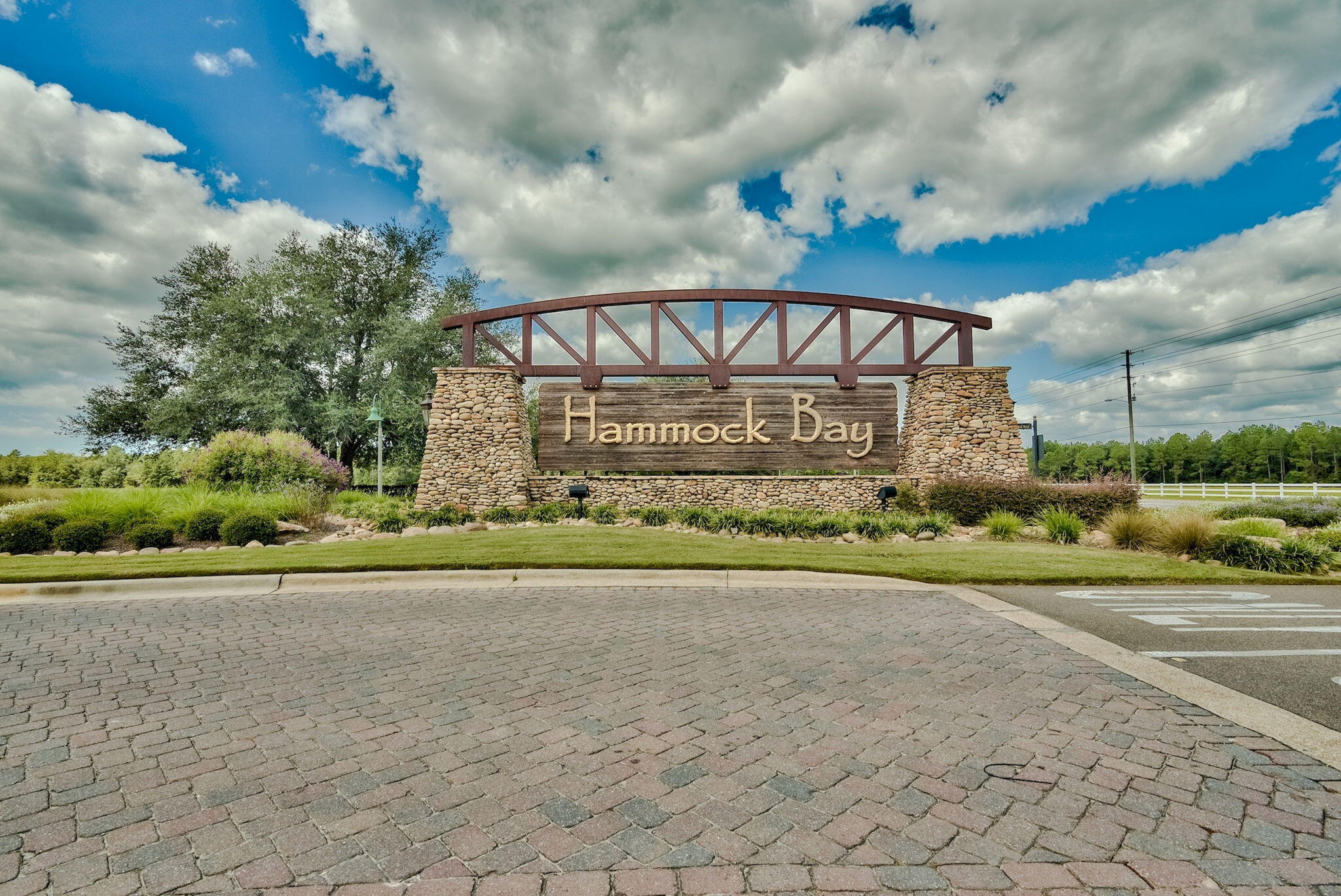 HAMMOCK BAY - Residential