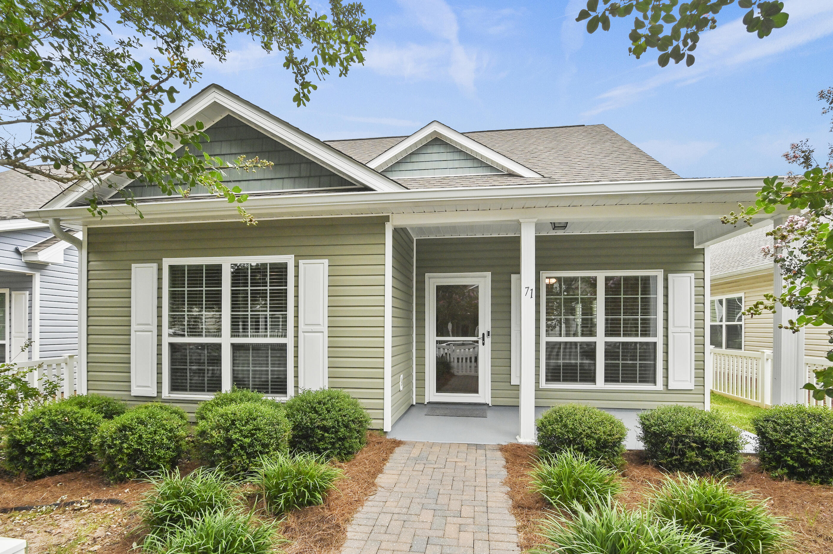 HAMMOCK BAY - Residential