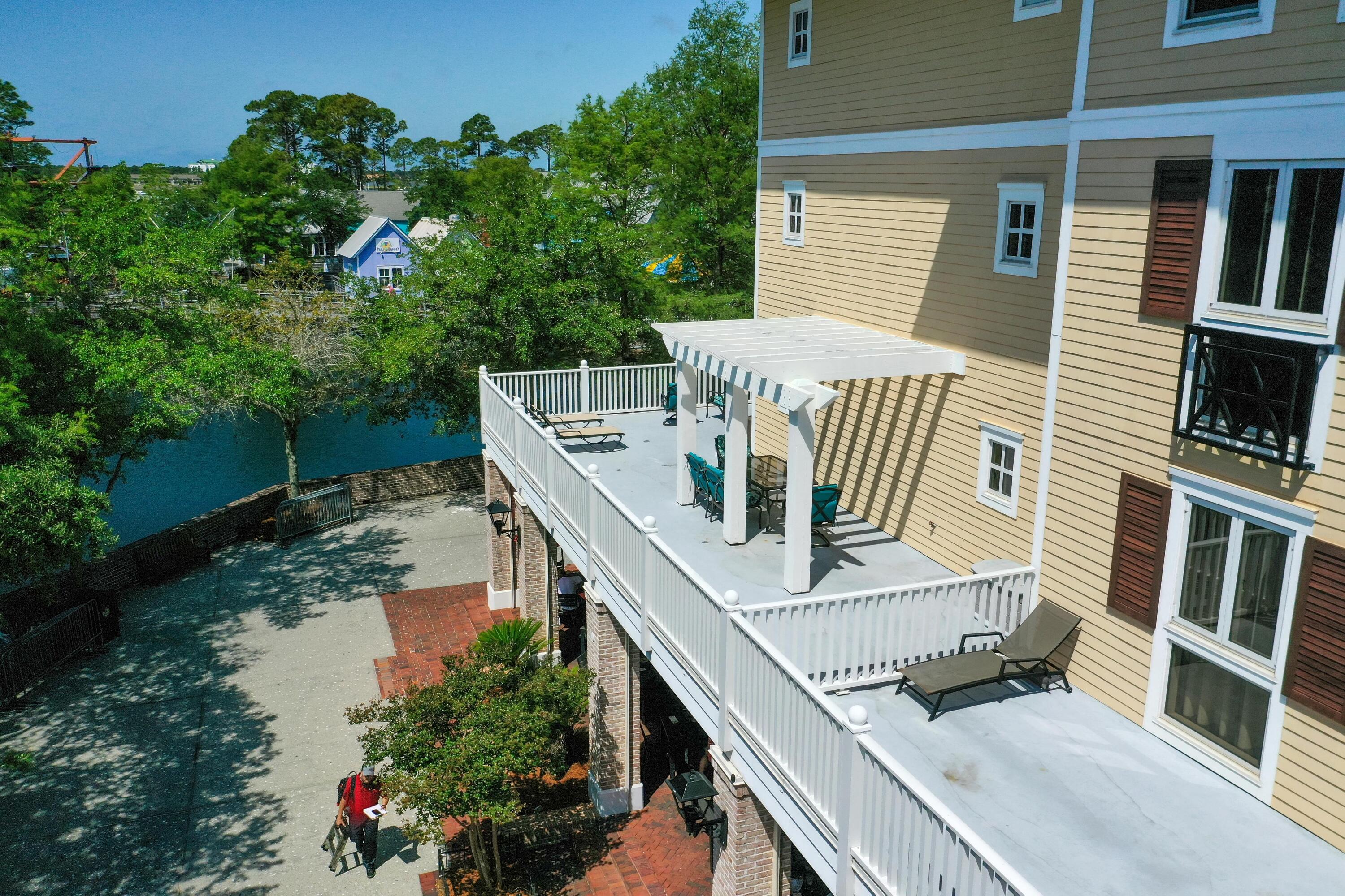 OBSERVATION POINT - Residential