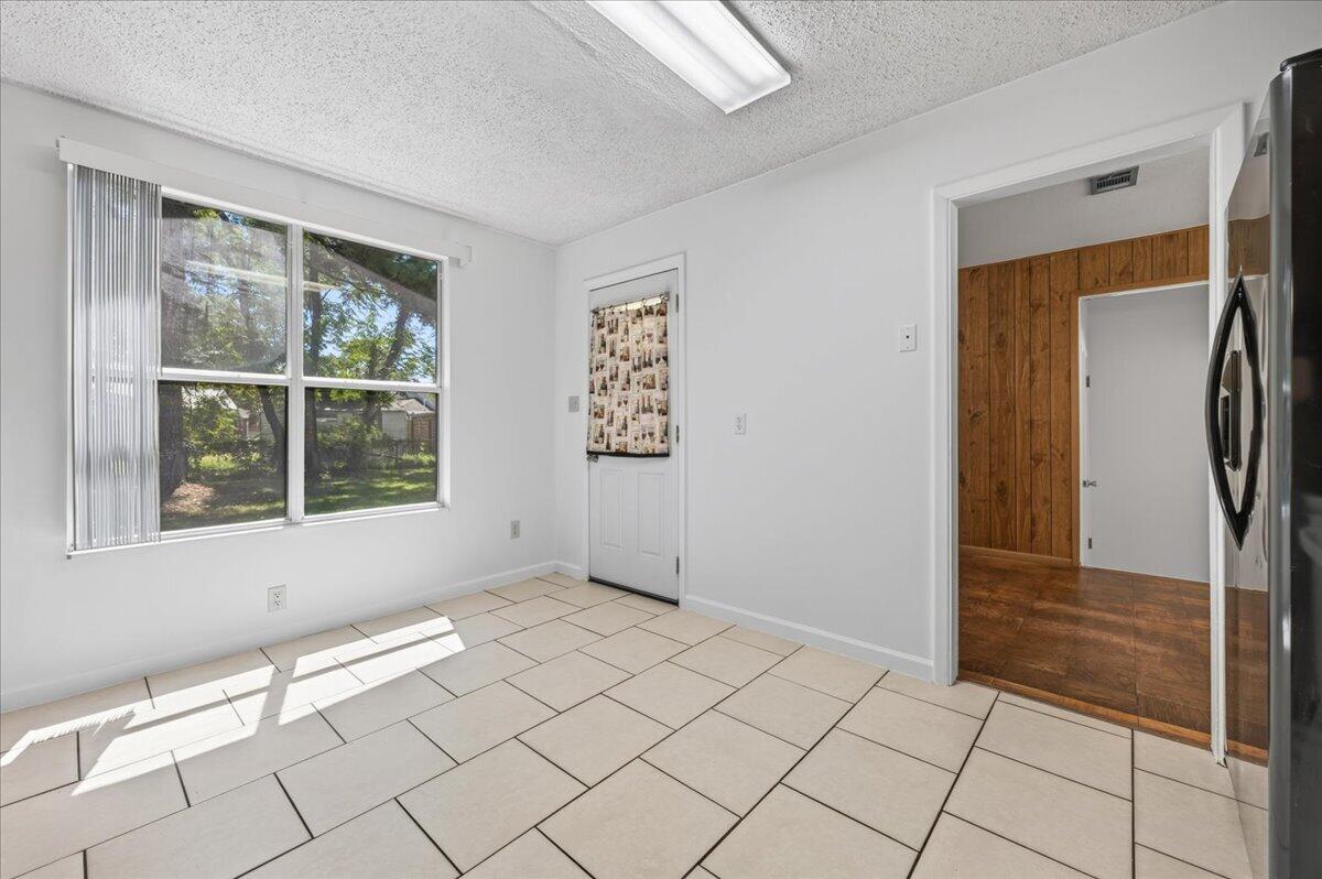 VESTA HEIGHTS 1ST ADDN - Residential
