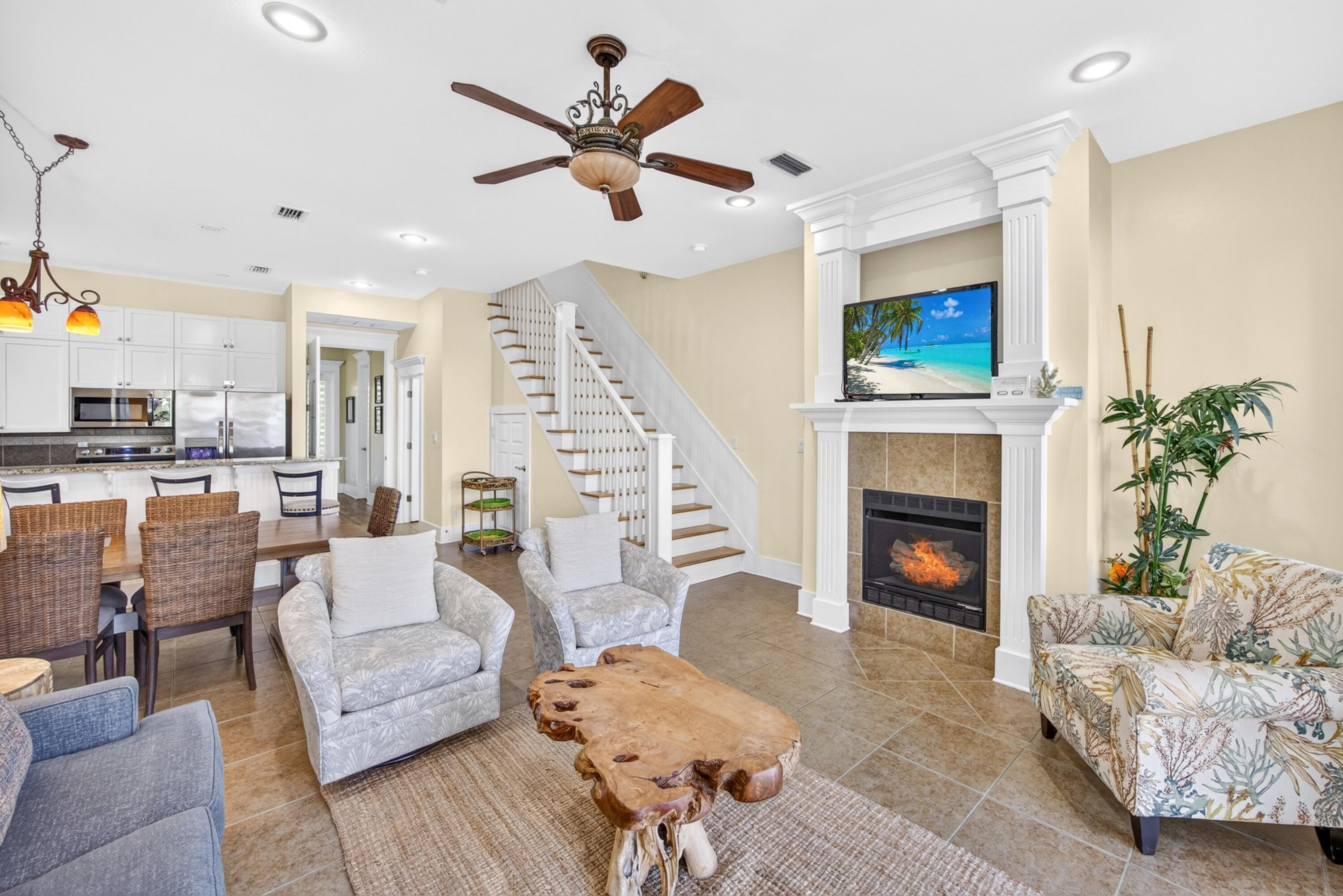 MIRAMAR BEACH VILLAS - Residential