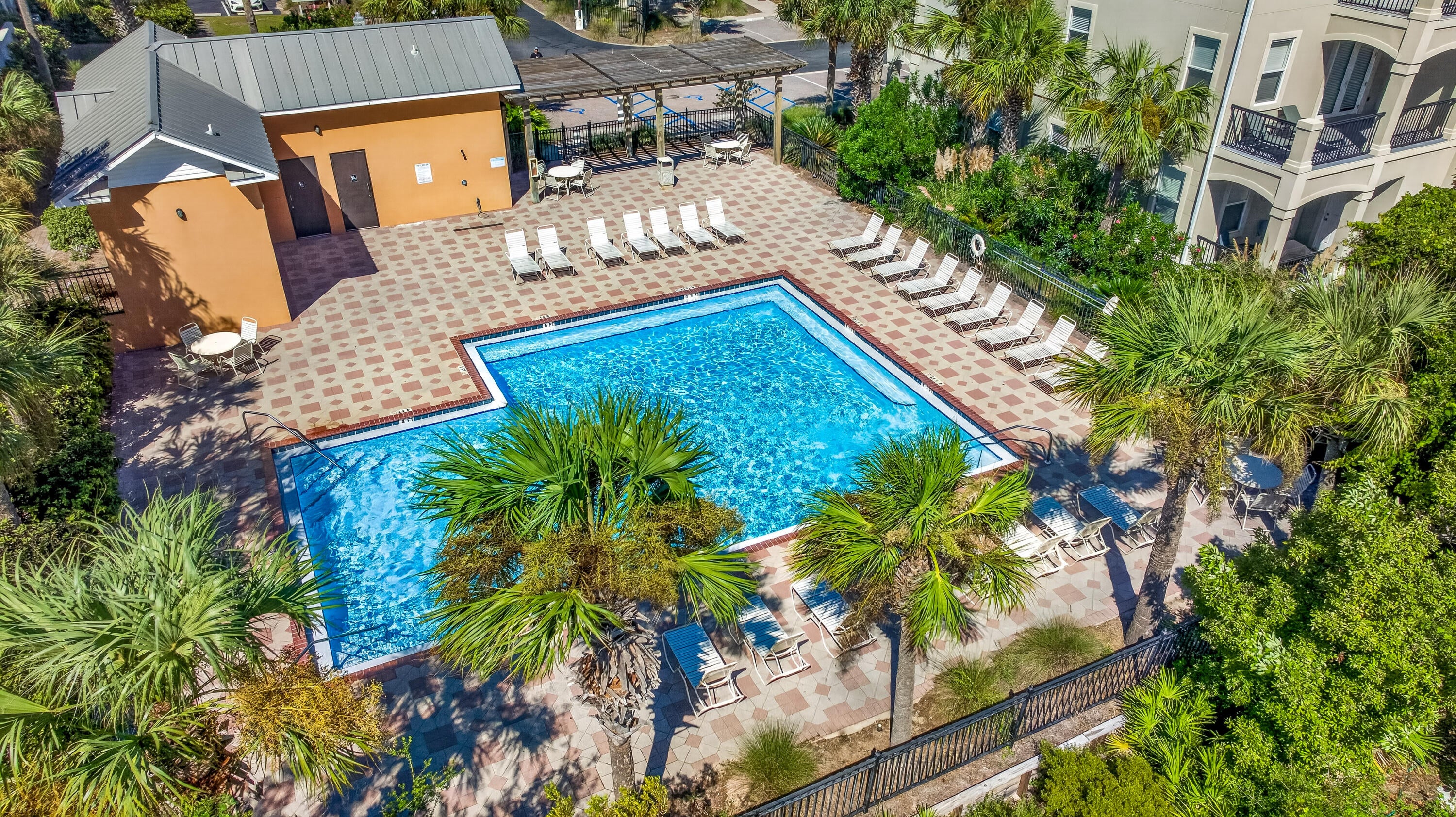 MIRAMAR BEACH VILLAS - Residential