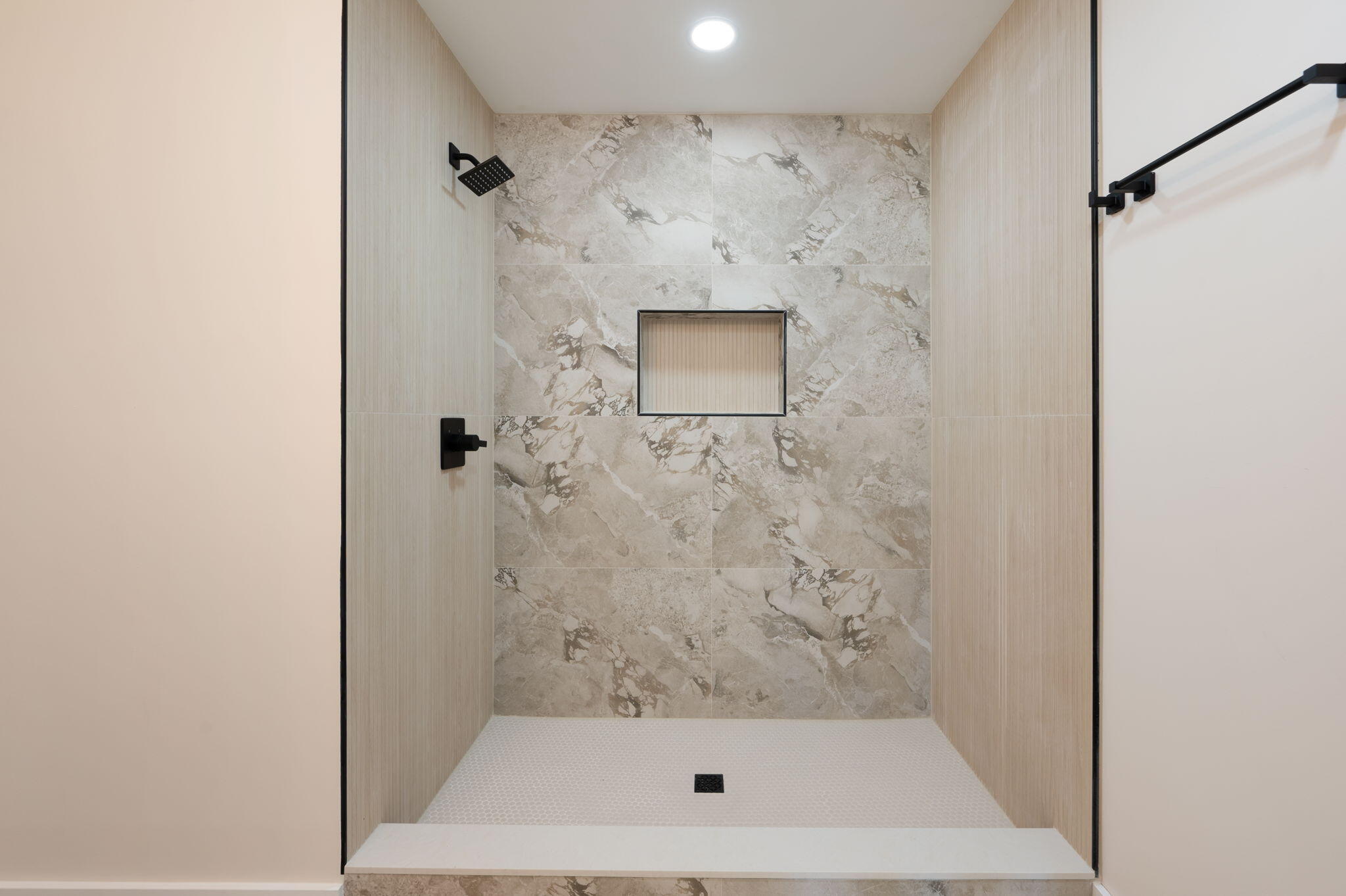 COLONY ESTATES 3RD ADDN - Residential