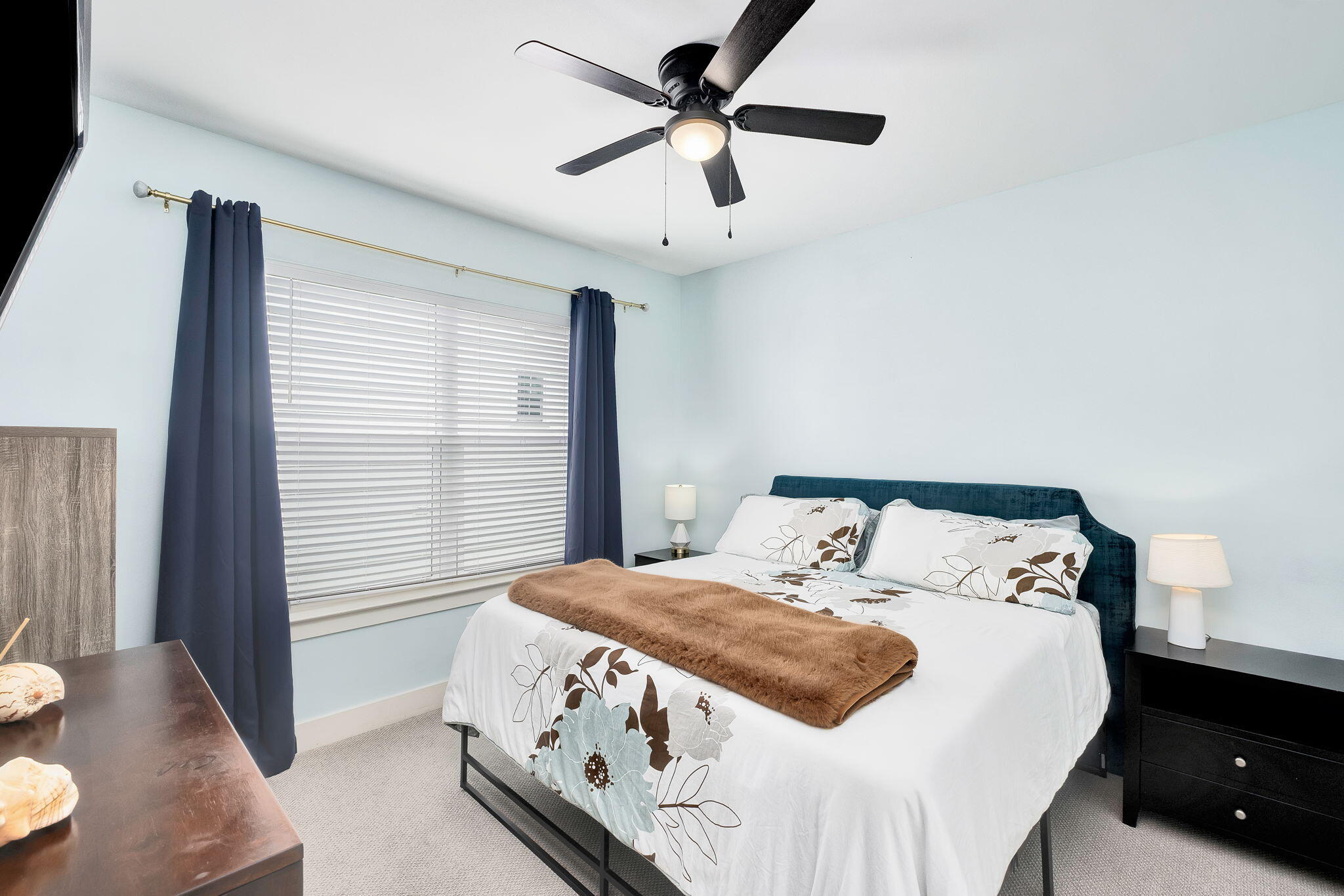 EMERALD WATERS VILLAGE - Residential