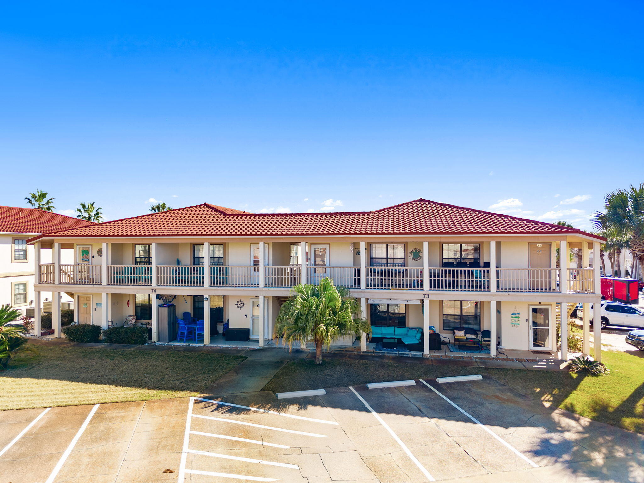 HORIZON SOUTH 1 CONDO - Residential
