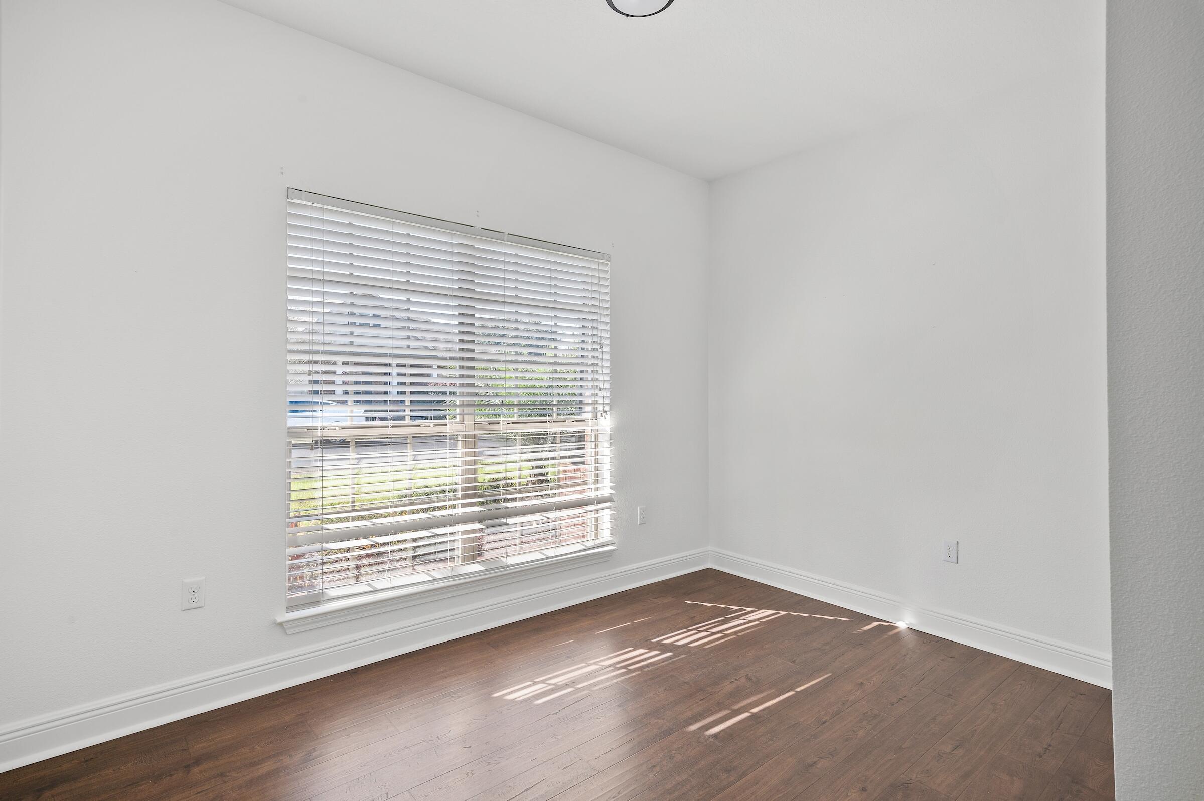 PEACH CREEK PH 1 - Residential Lease