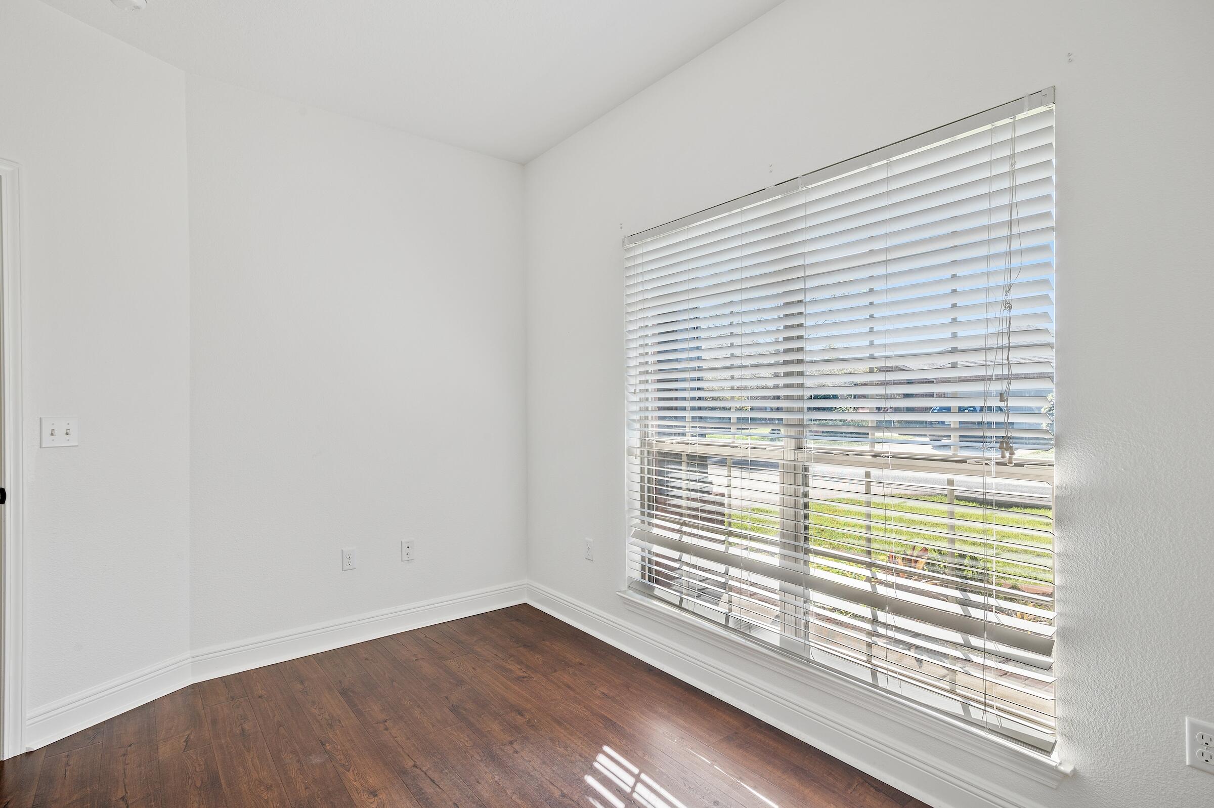 PEACH CREEK PH 1 - Residential Lease