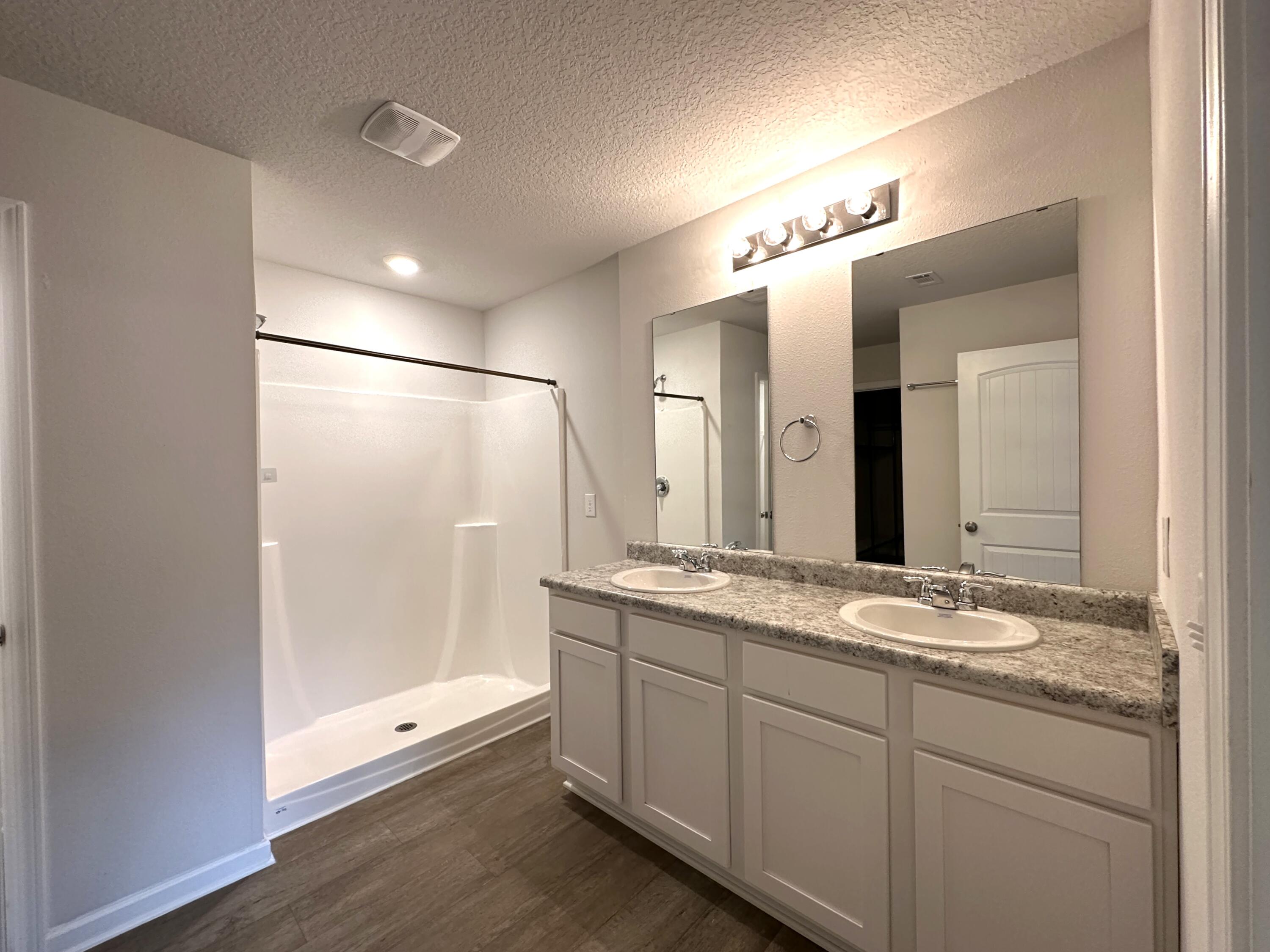 ASHTIN ESTATES - Residential