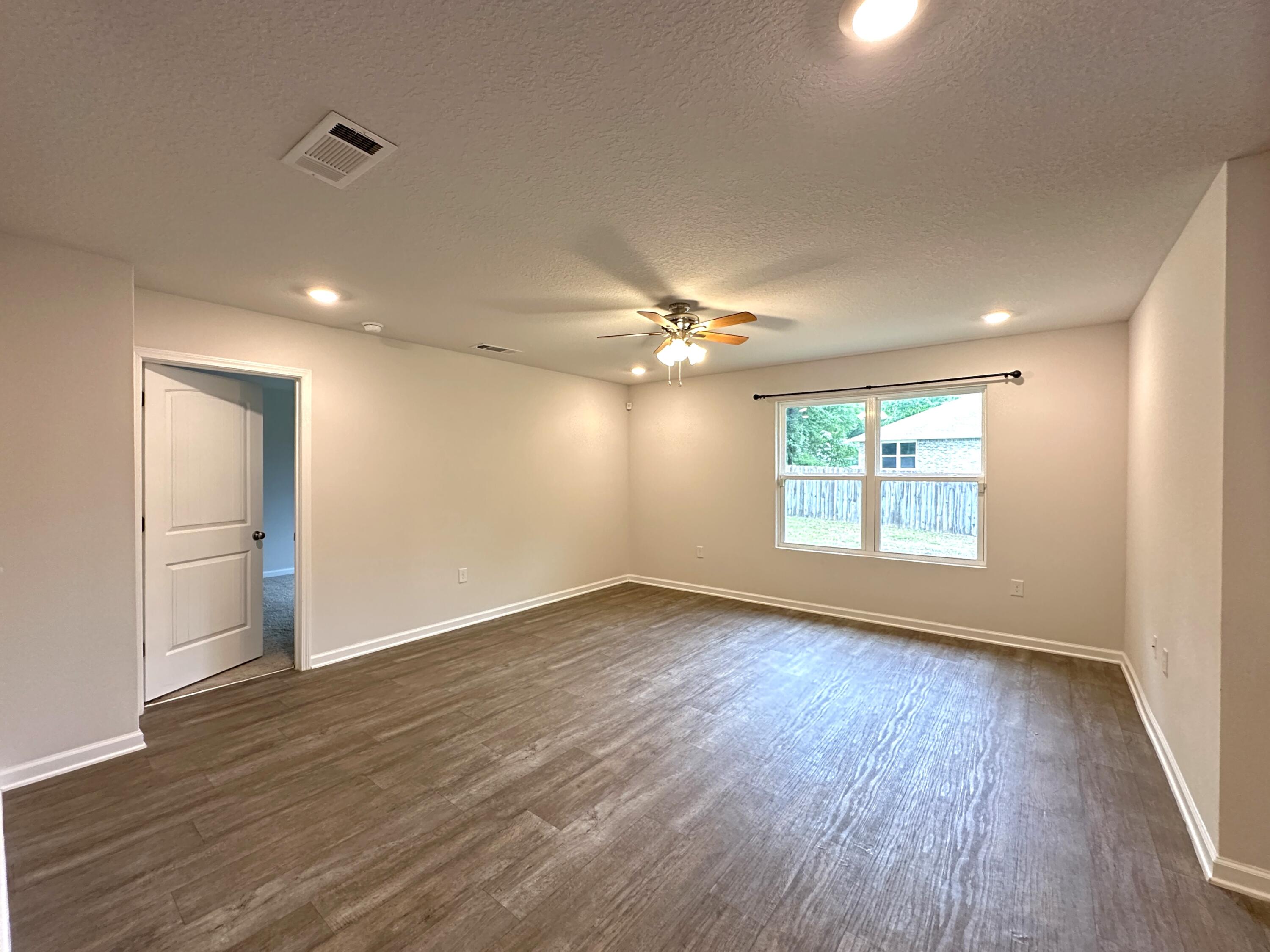 ASHTIN ESTATES - Residential