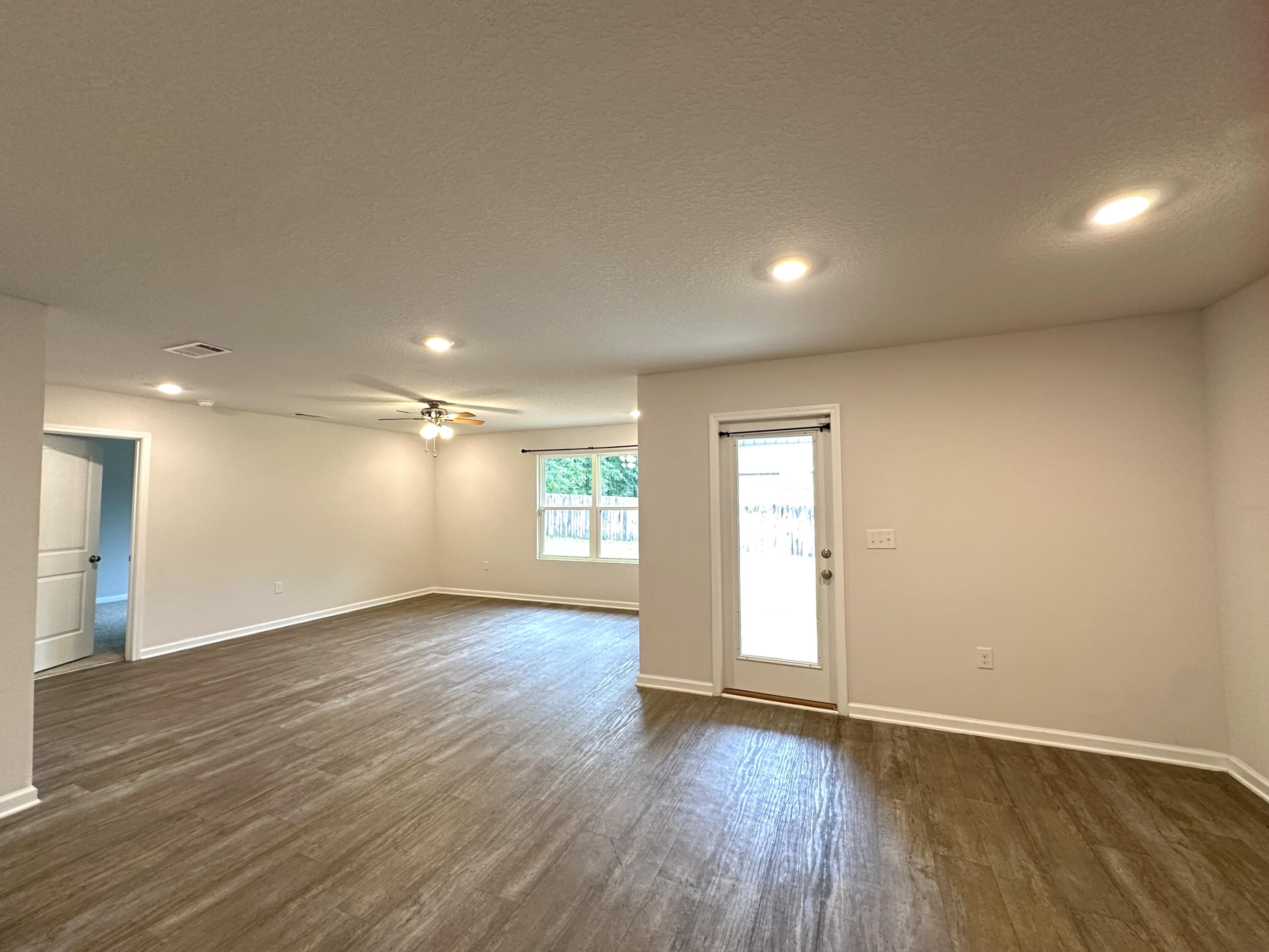 ASHTIN ESTATES - Residential