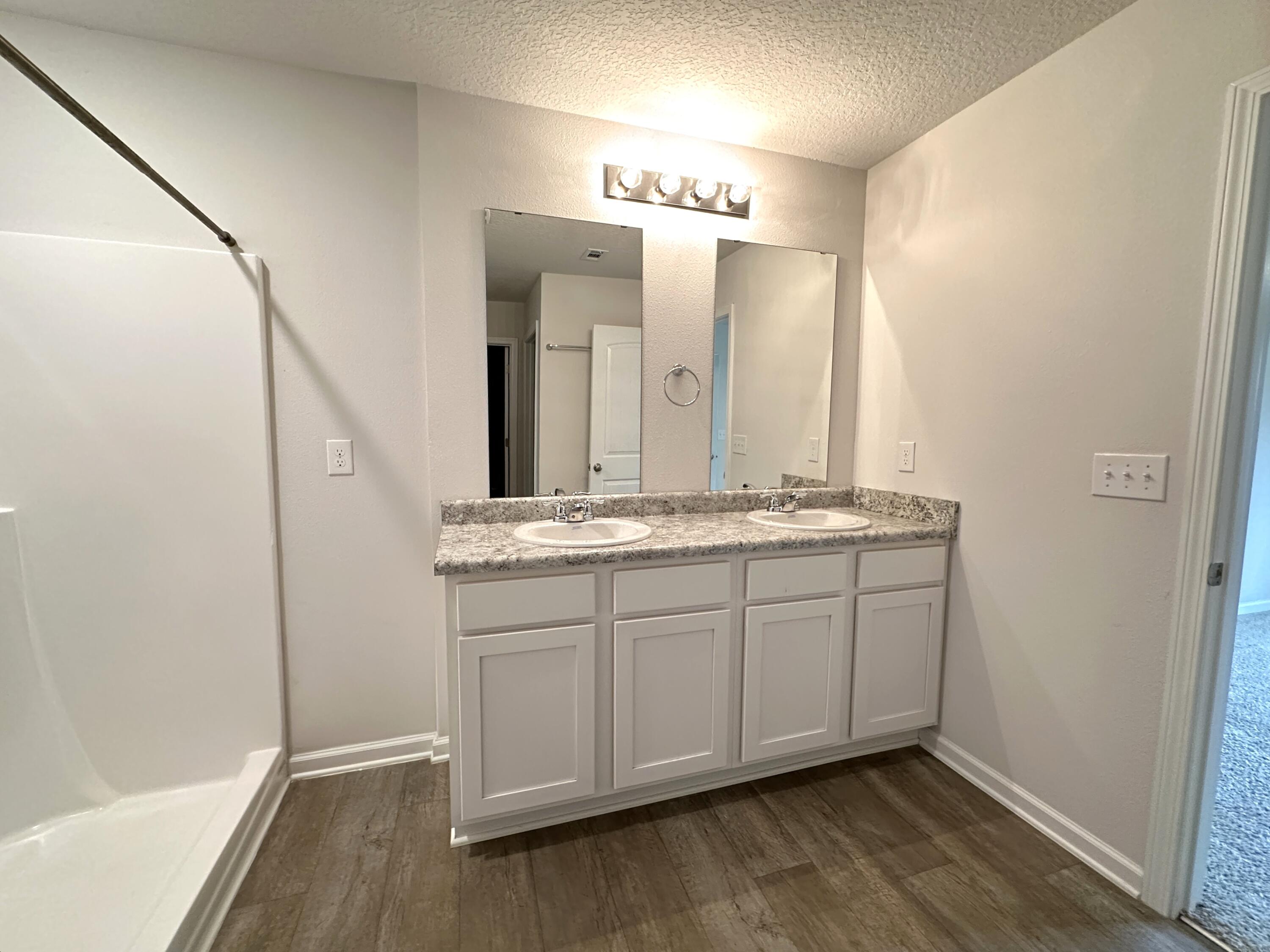 ASHTIN ESTATES - Residential