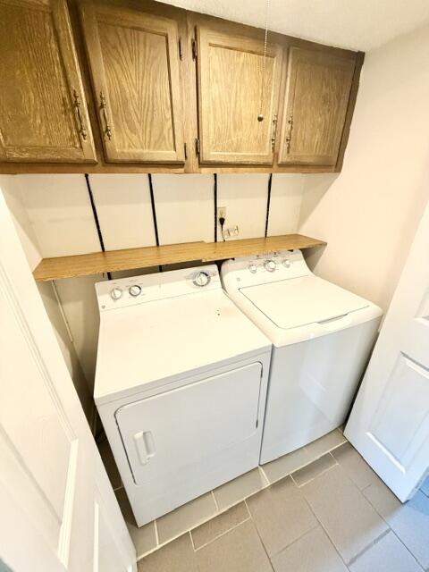 PLANTATION MANOR - Residential Lease