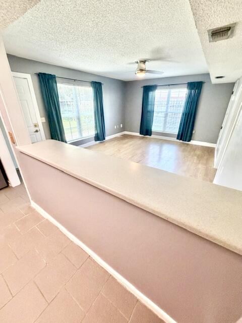 PLANTATION MANOR - Residential Lease