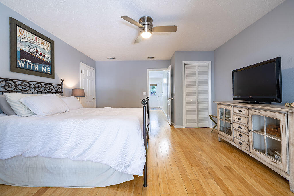 SEABREEZE - Residential