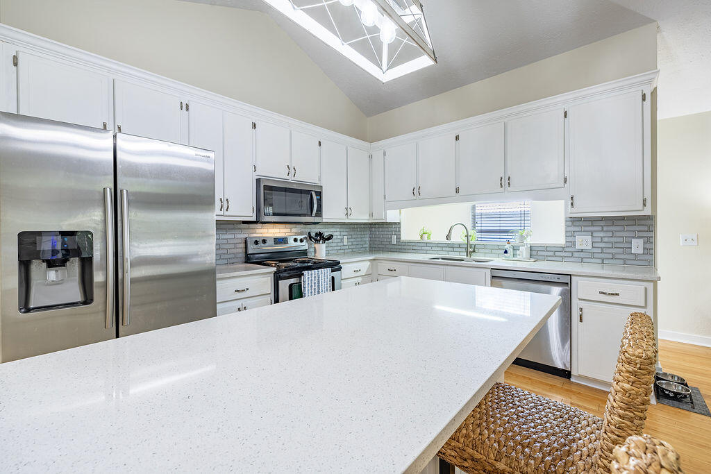 SEABREEZE - Residential