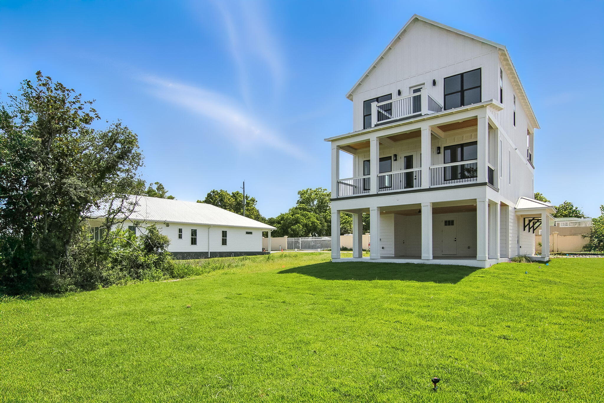 TANG-O-MAR S/D UNREC - Residential
