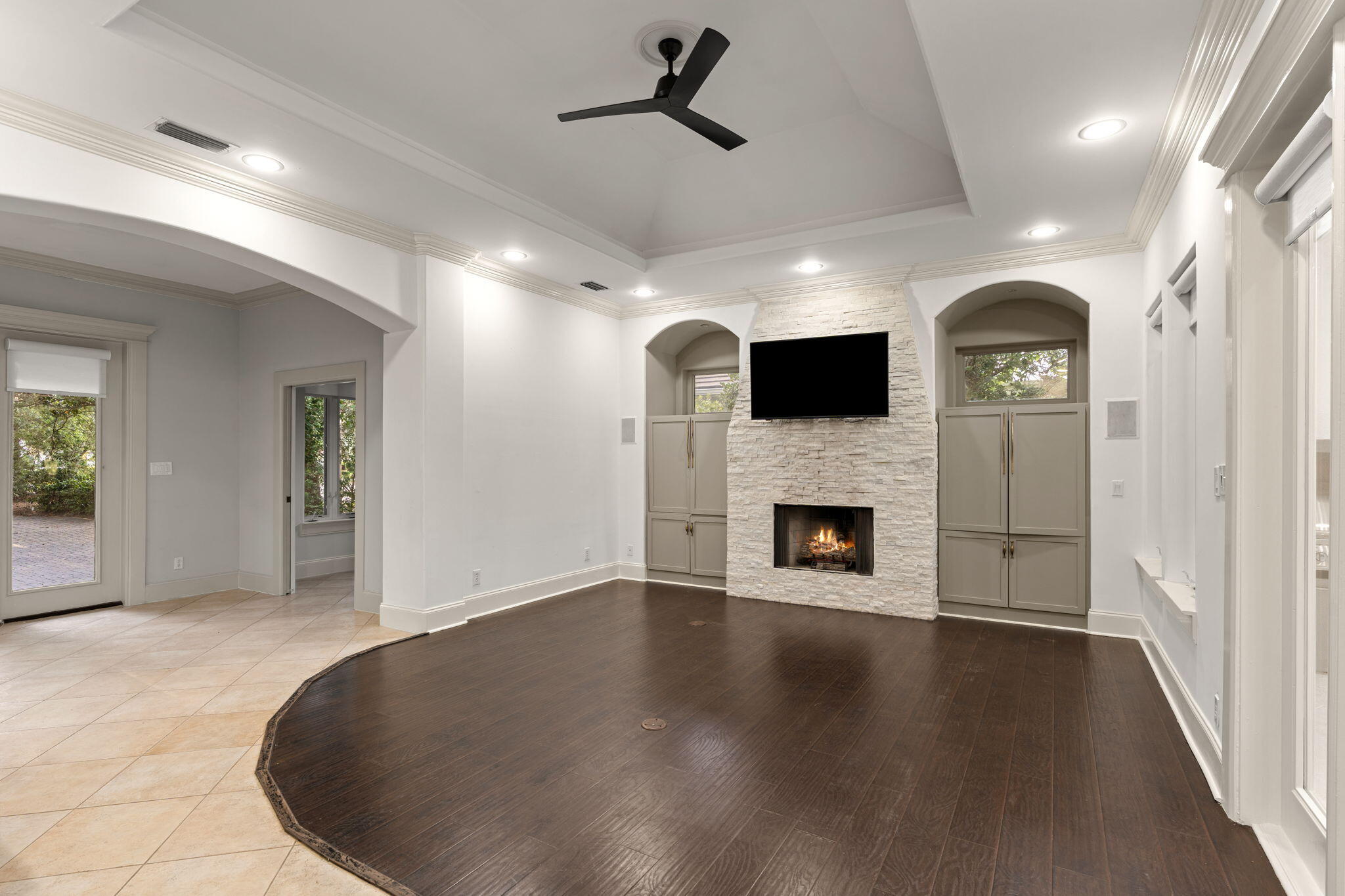 BURNT PINE - Residential