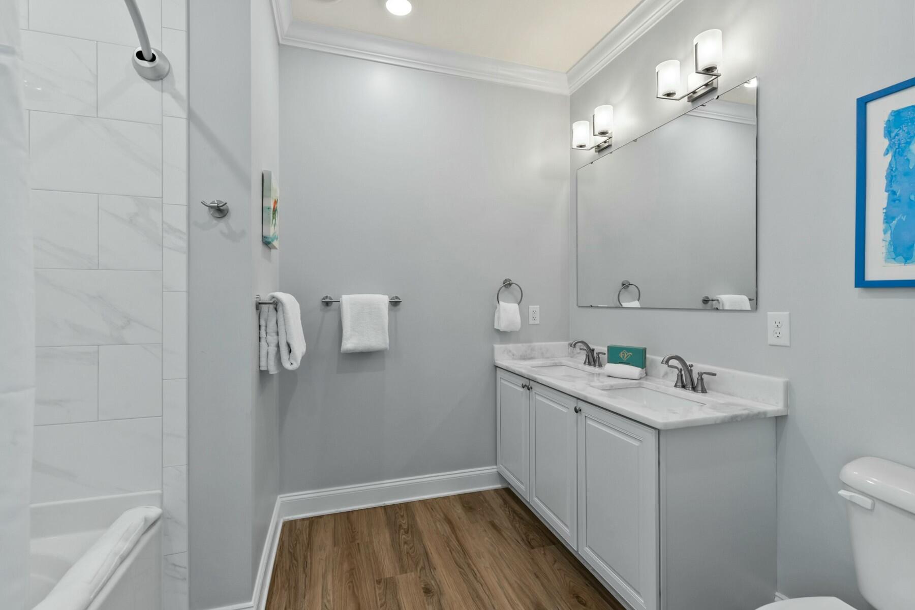 EASTERN LAKE ESTATES - Residential