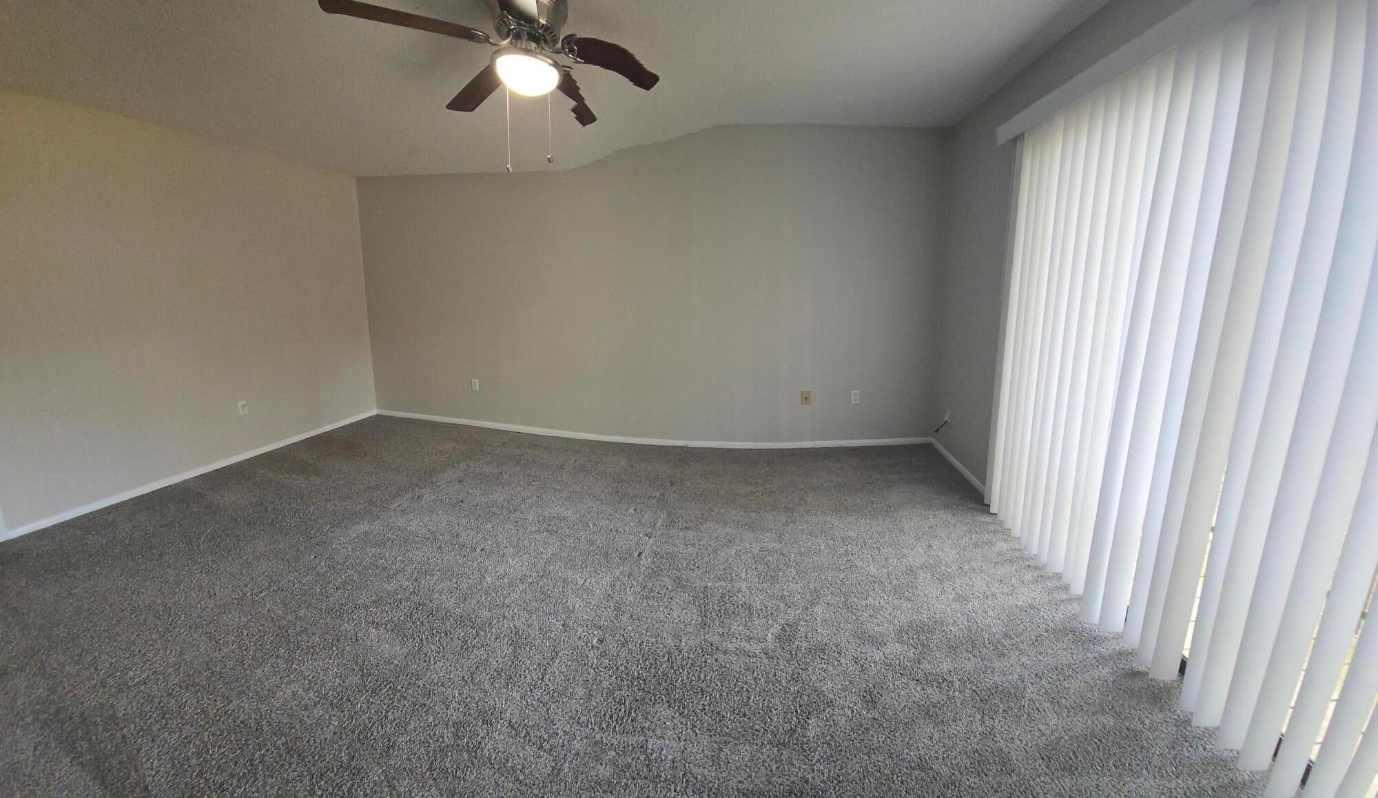 HIDDEN COVE T/H - Residential Lease