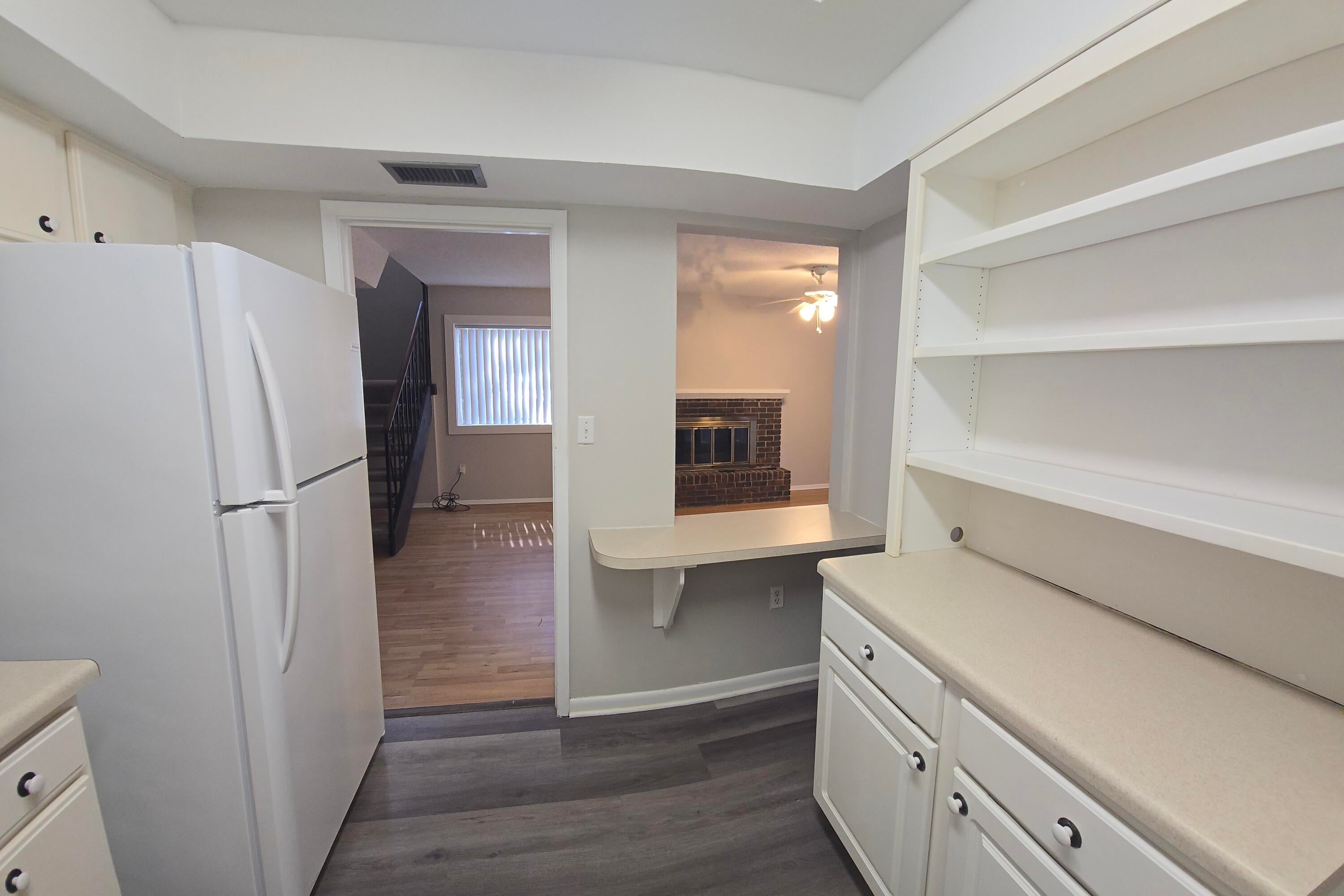 HIDDEN COVE T/H - Residential Lease