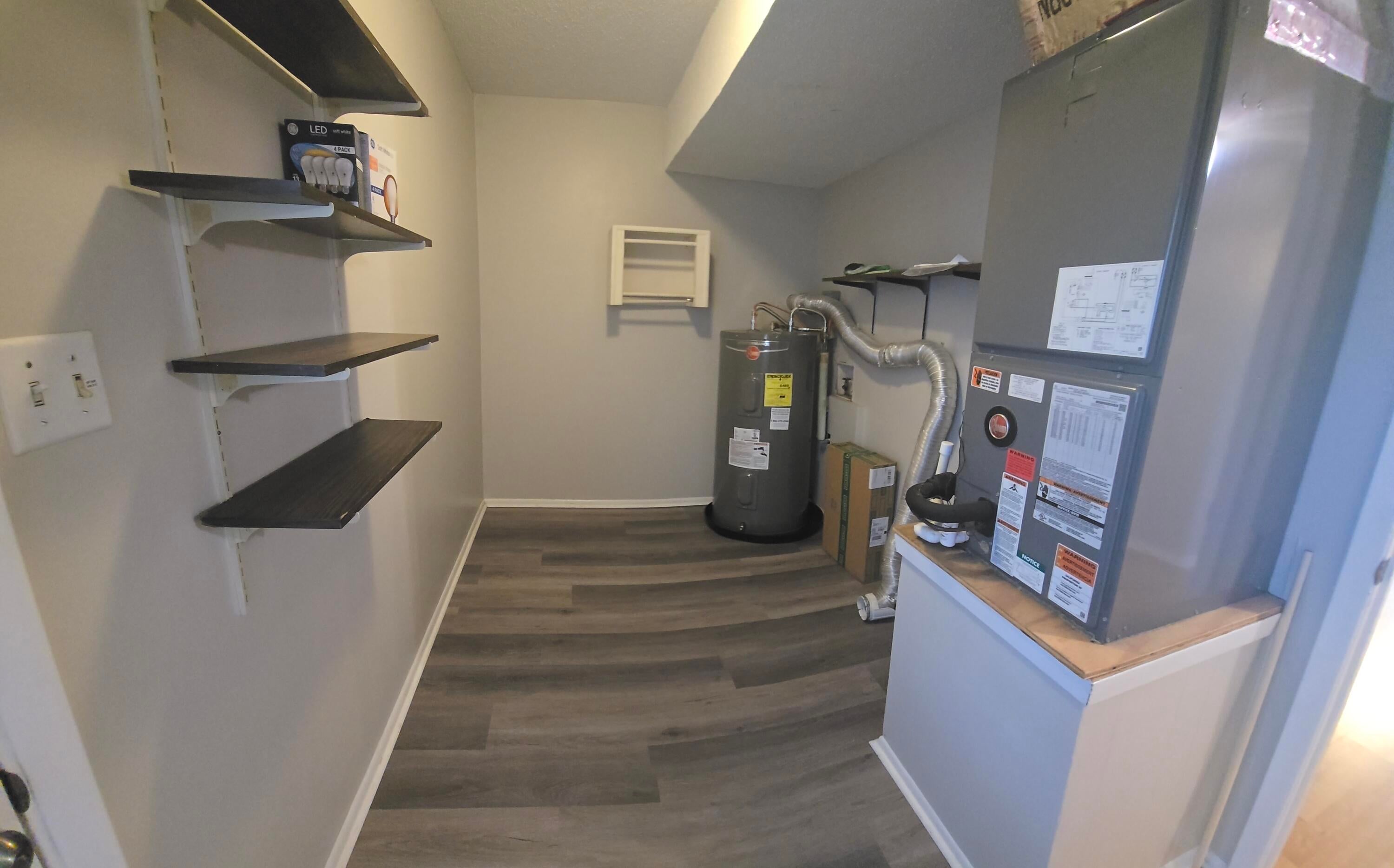HIDDEN COVE T/H - Residential Lease