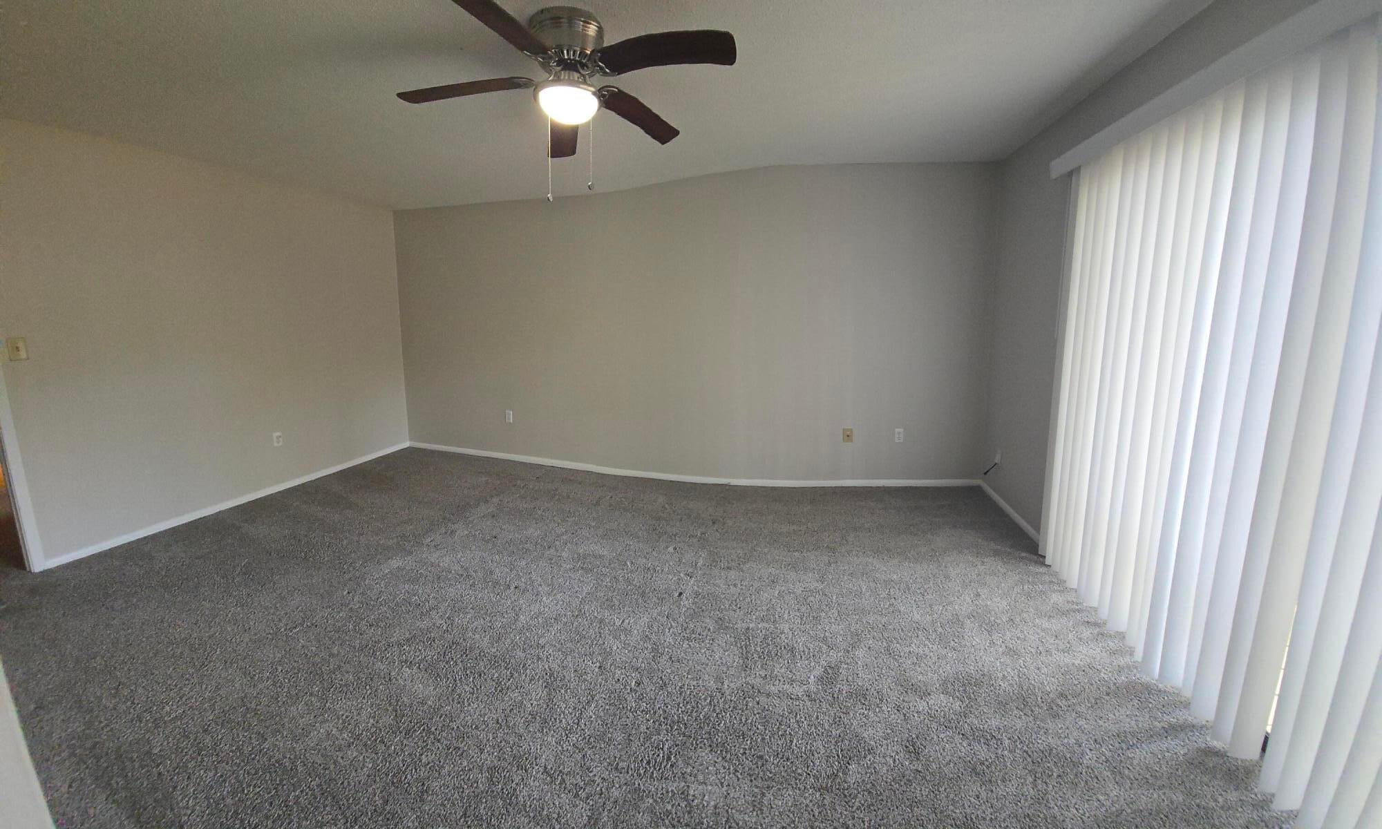 HIDDEN COVE T/H - Residential Lease